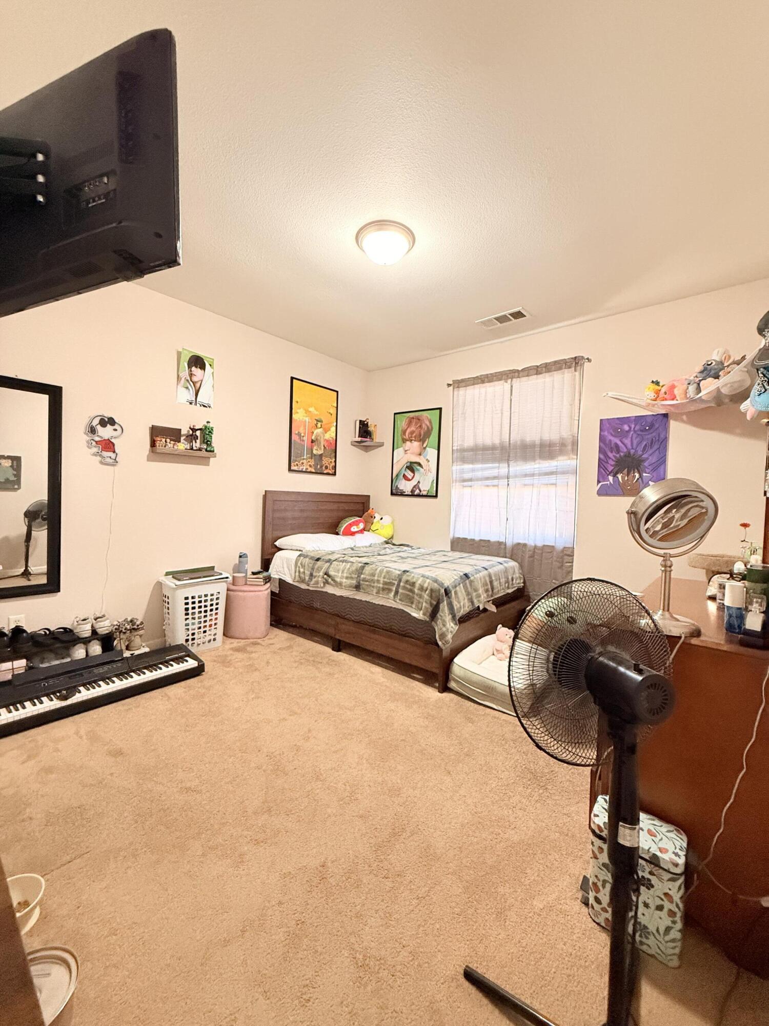 4317 E Cambridge Ave, Visalia, CA 93292