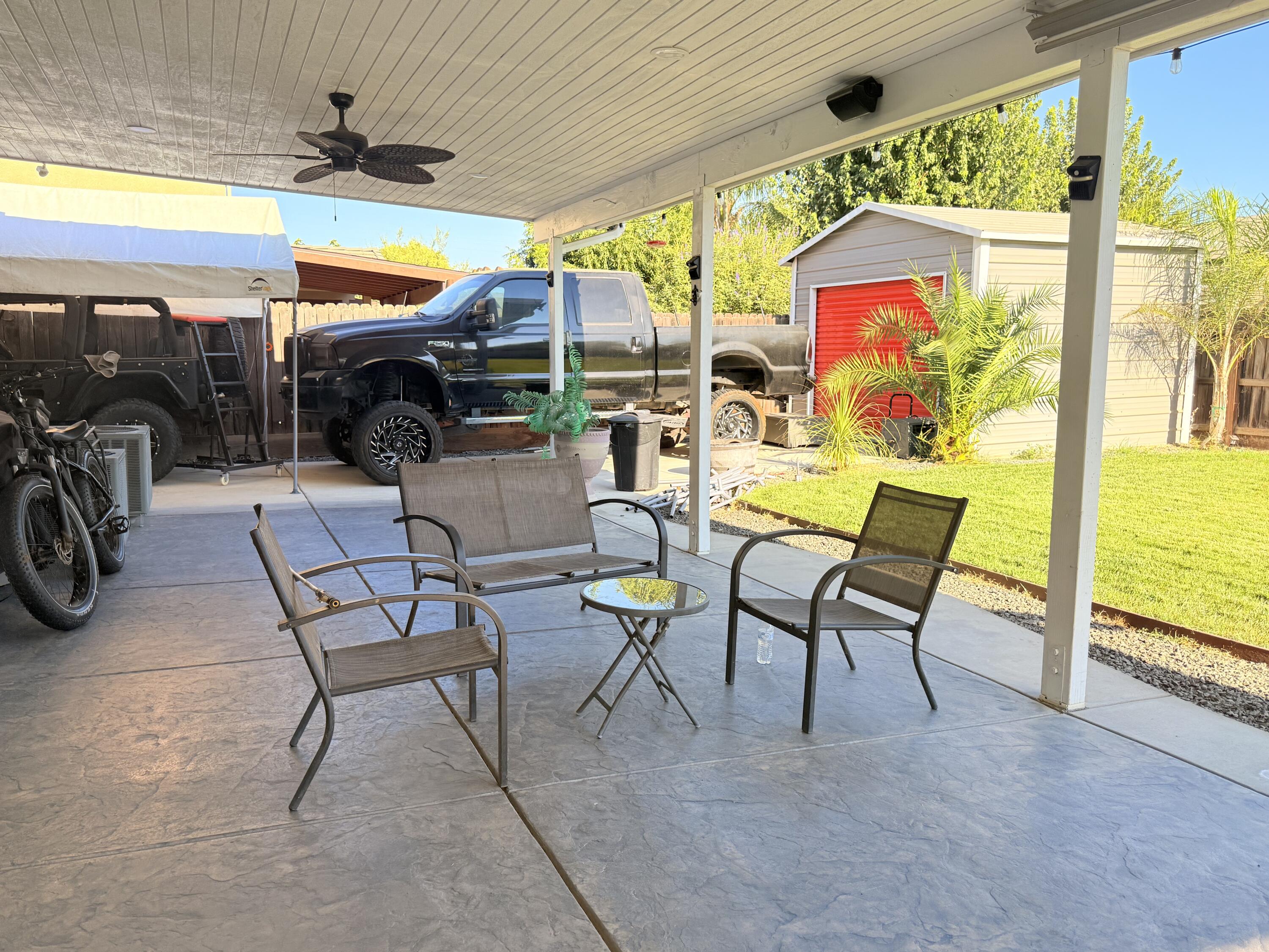 4317 E Cambridge Ave, Visalia, CA 93292