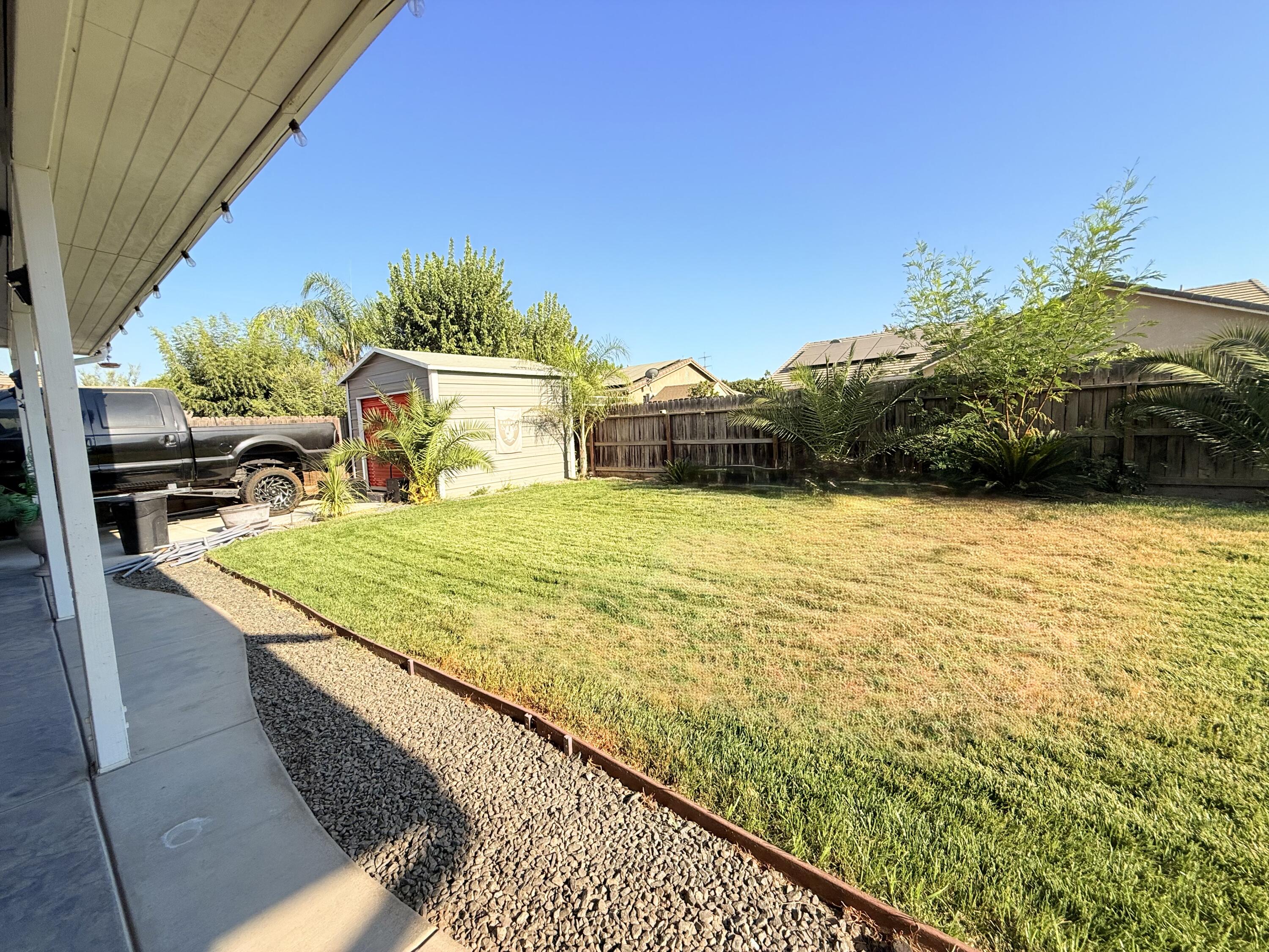 4317 E Cambridge Ave, Visalia, CA 93292