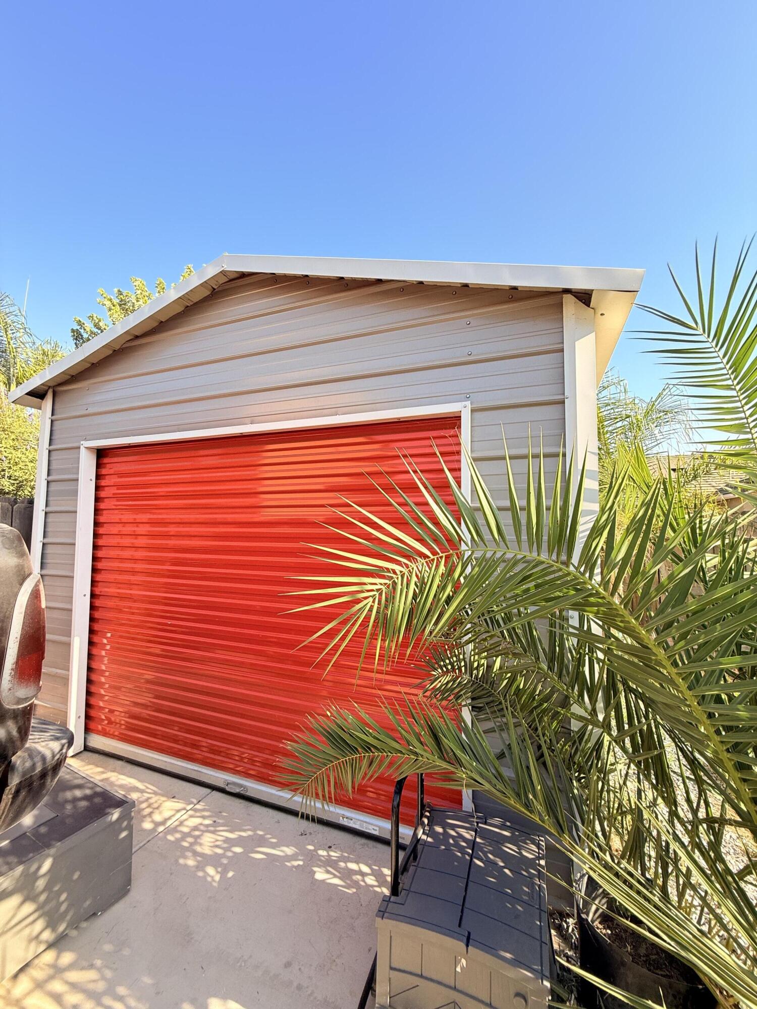 4317 E Cambridge Ave, Visalia, CA 93292