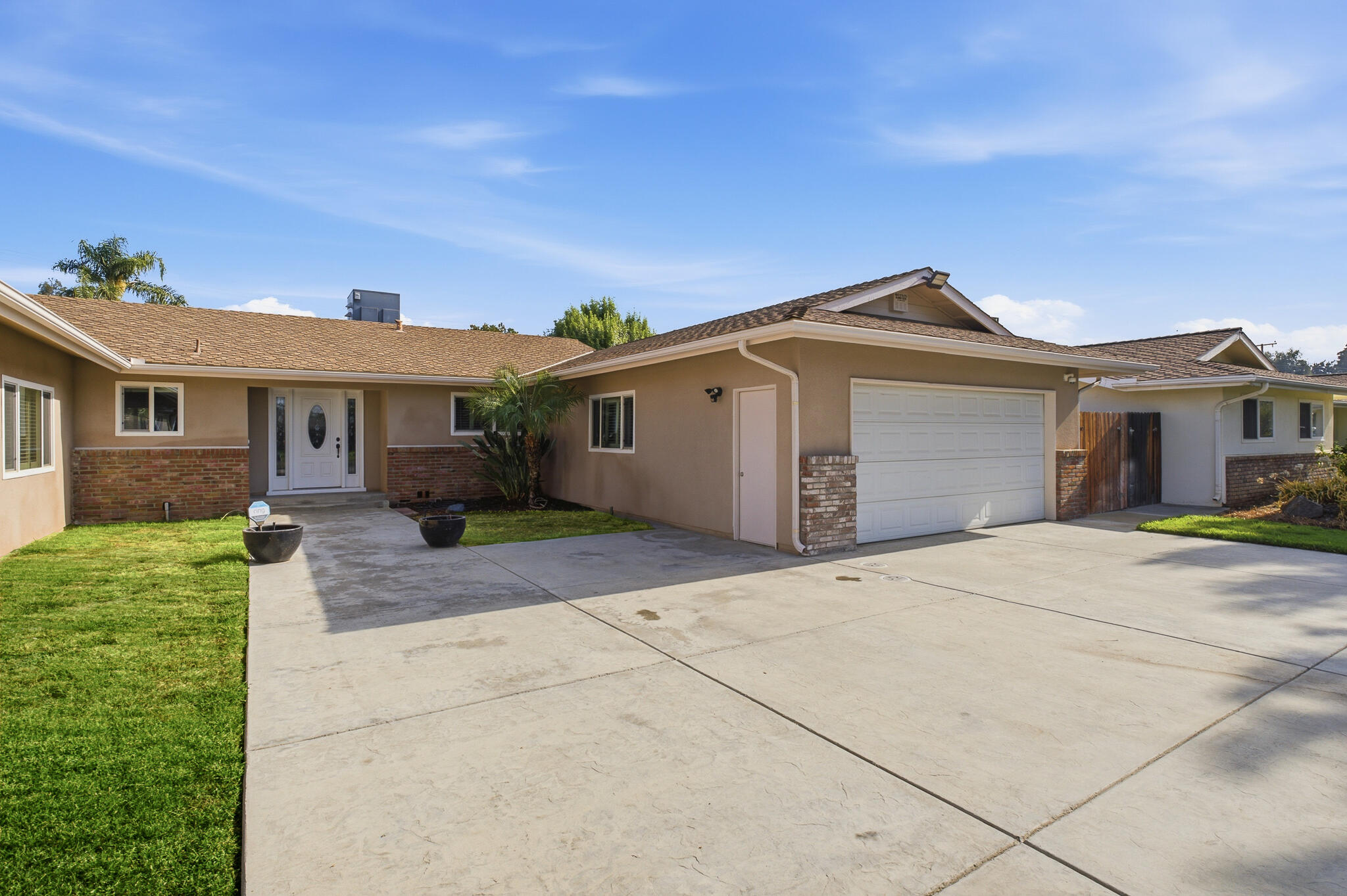 908 N Beatrice Dr, Tulare, CA 93274