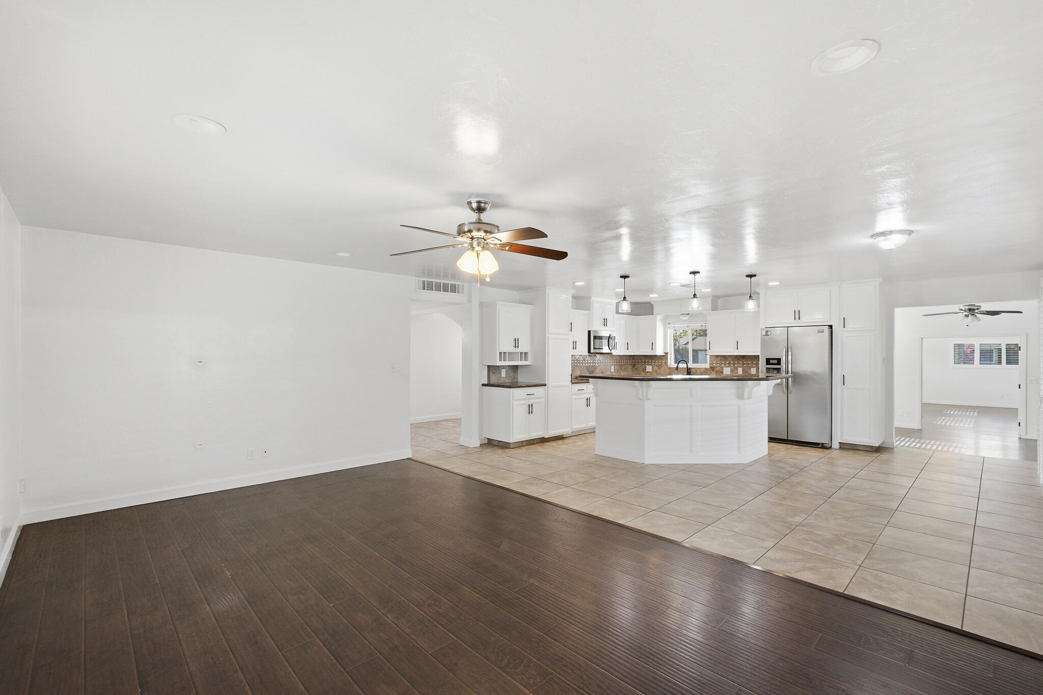 908 N Beatrice Dr, Tulare, CA 93274