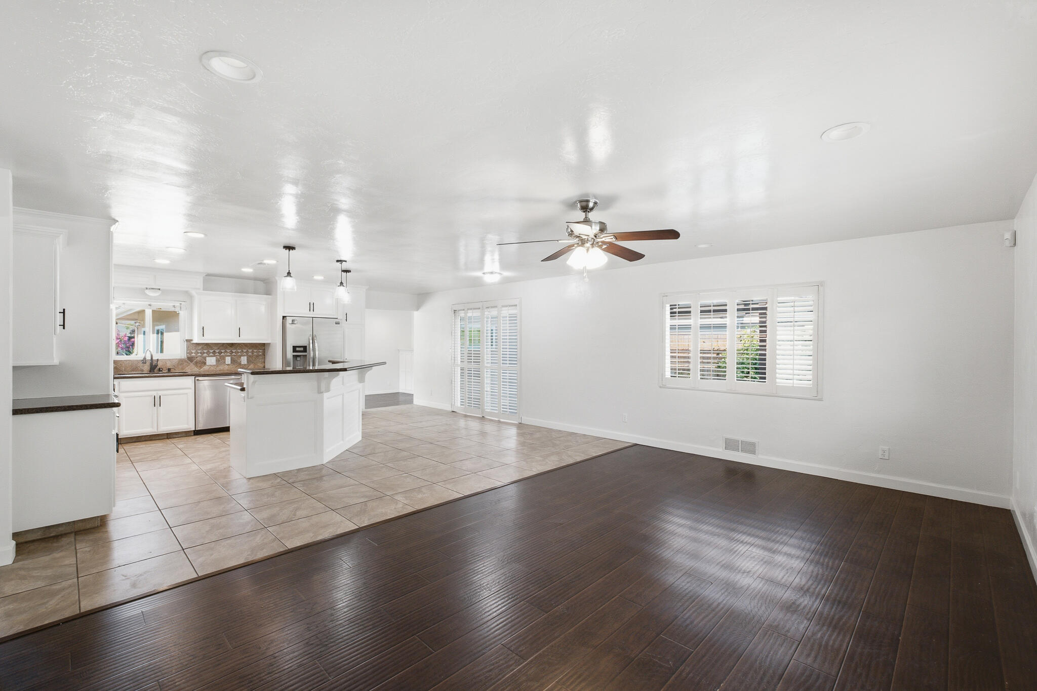 908 N Beatrice Dr, Tulare, CA 93274