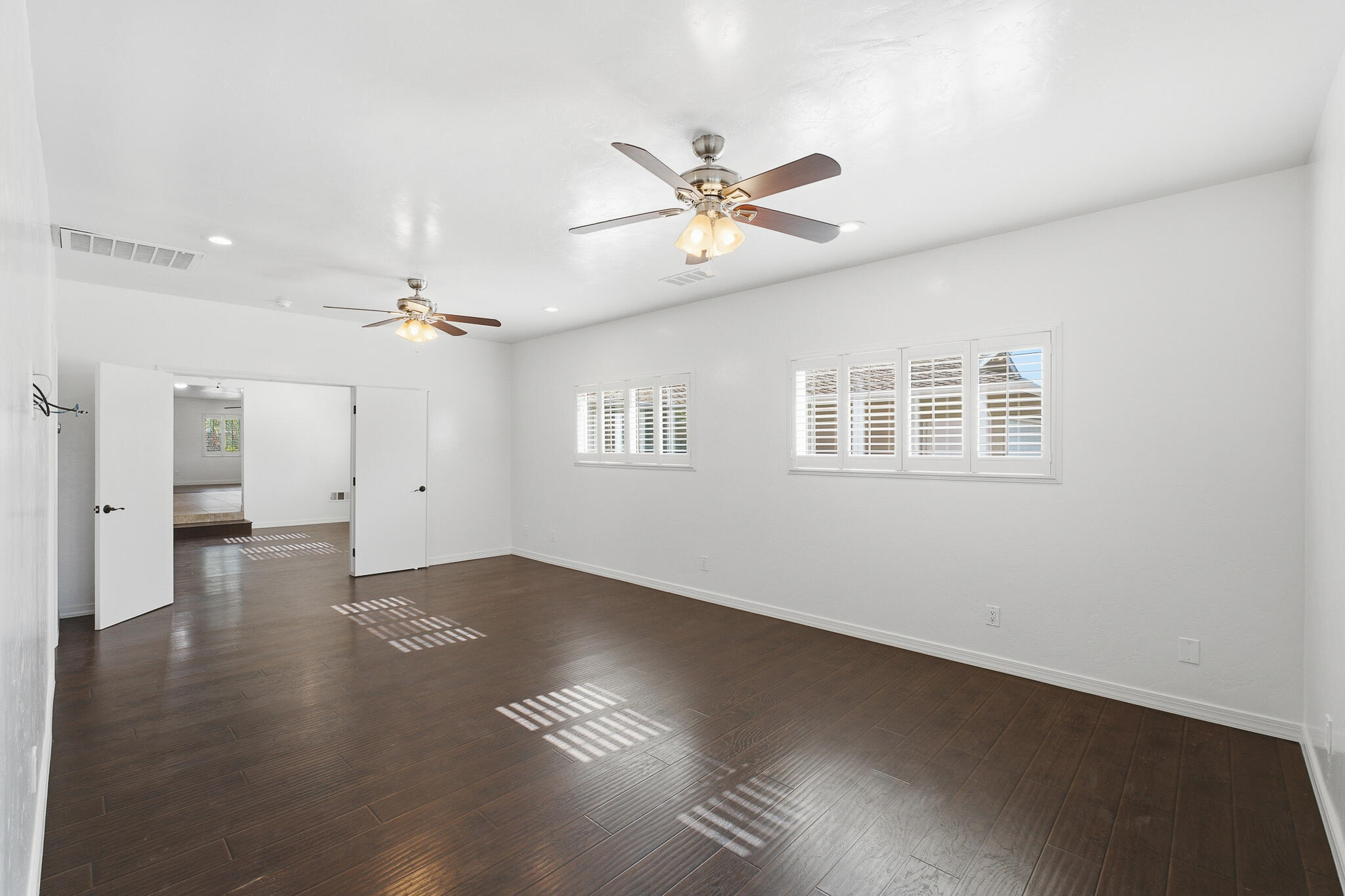 908 N Beatrice Dr, Tulare, CA 93274