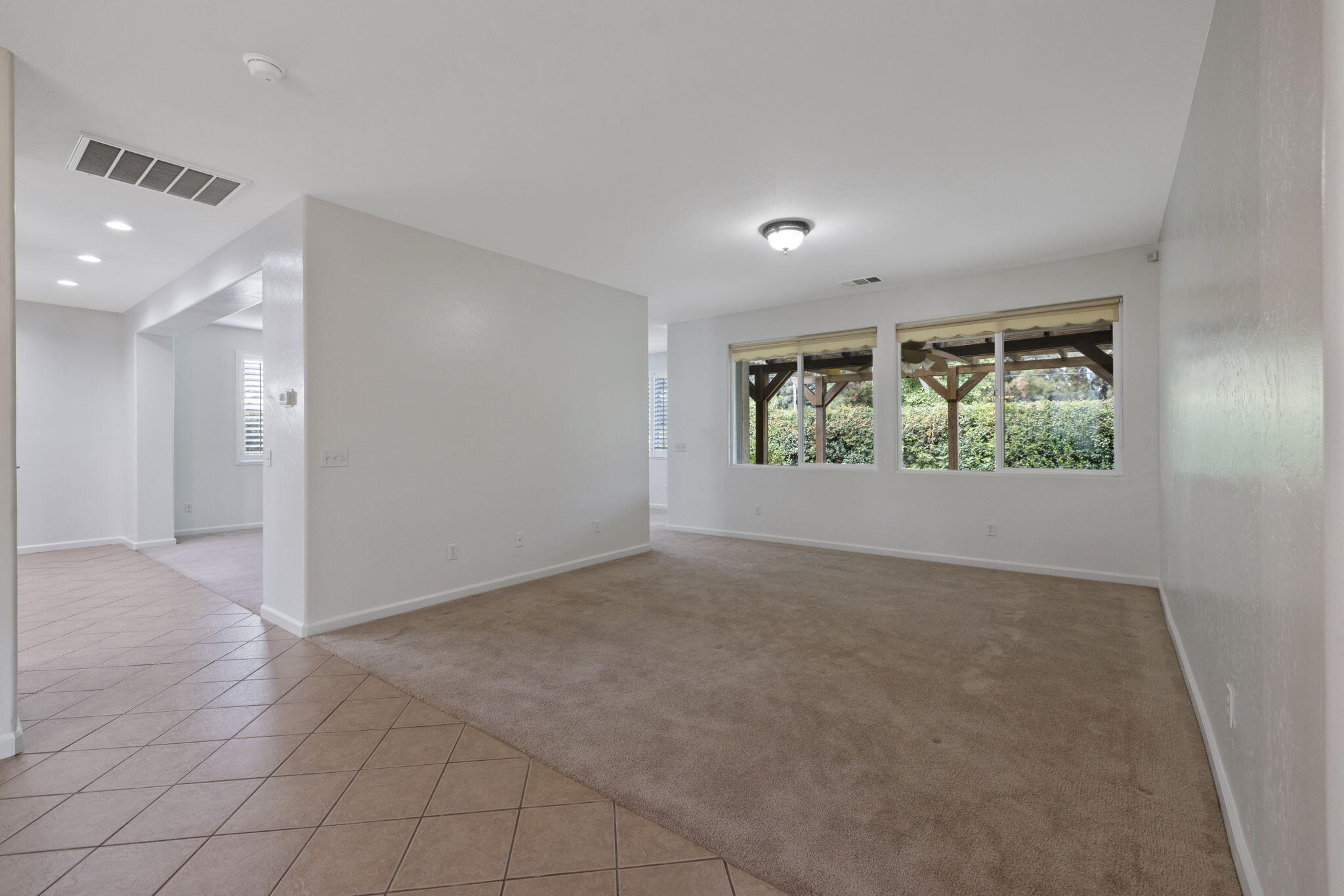3011 S Tipton Ct, Visalia, CA 93292