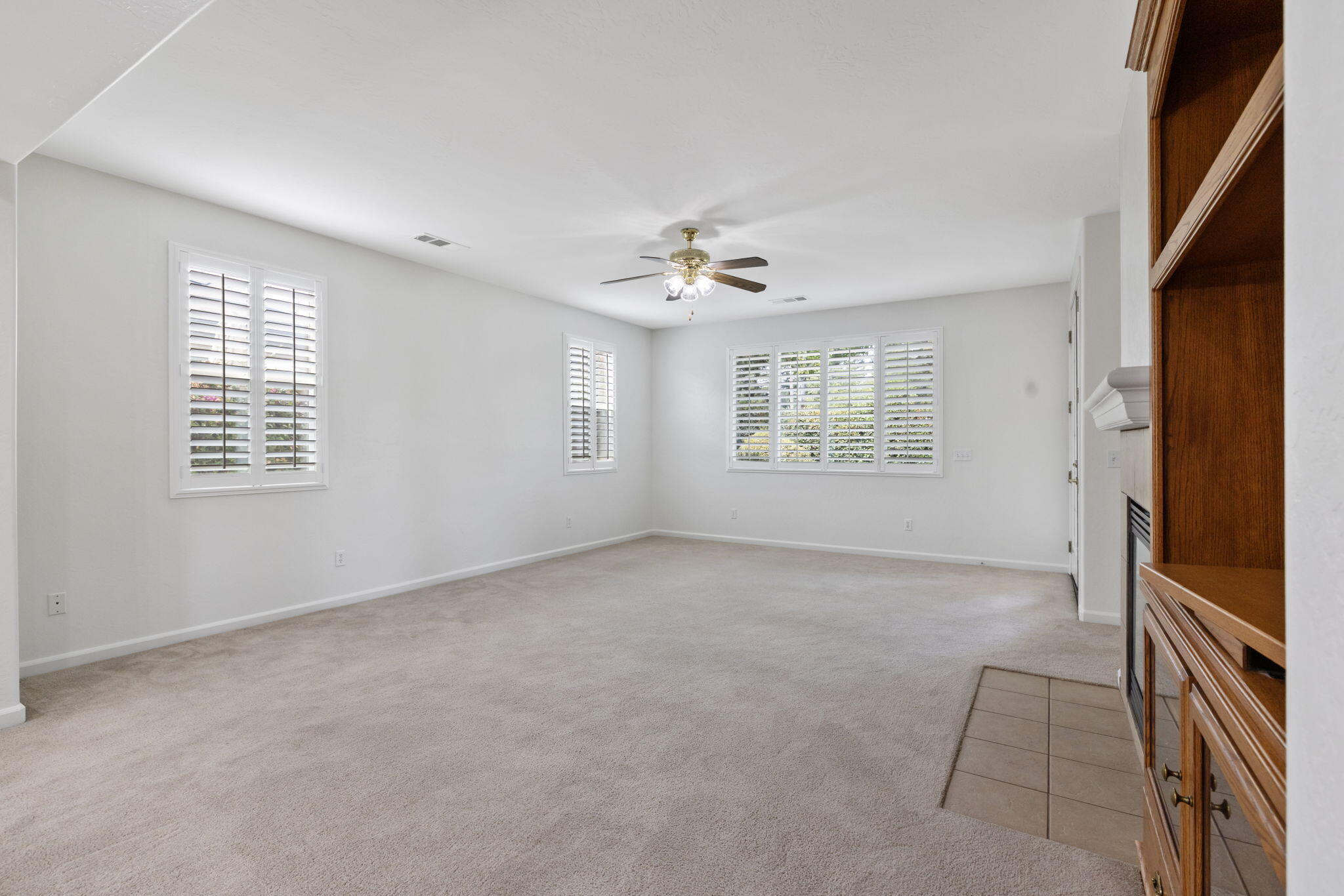 3011 S Tipton Ct, Visalia, CA 93292