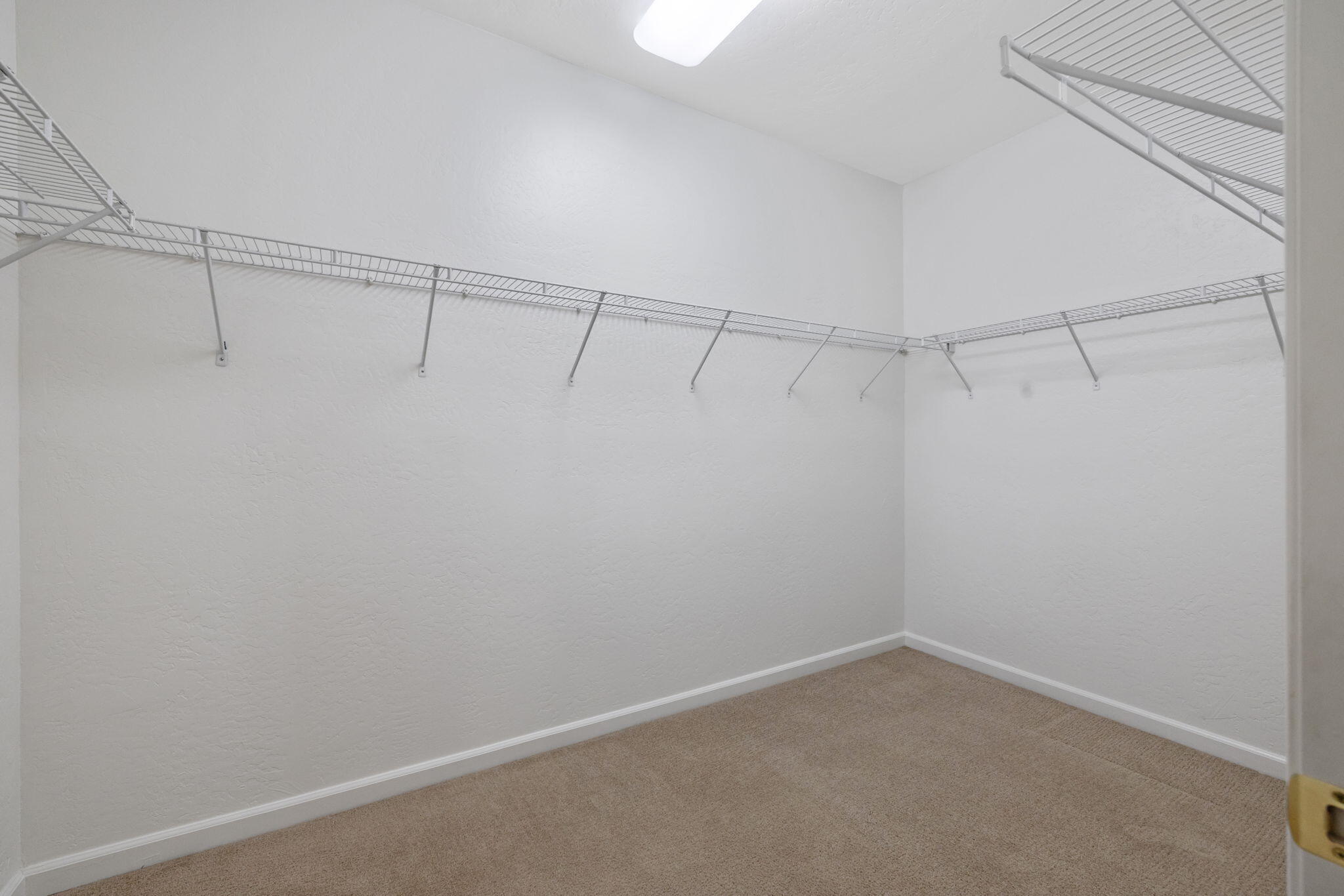 3011 S Tipton Ct, Visalia, CA 93292