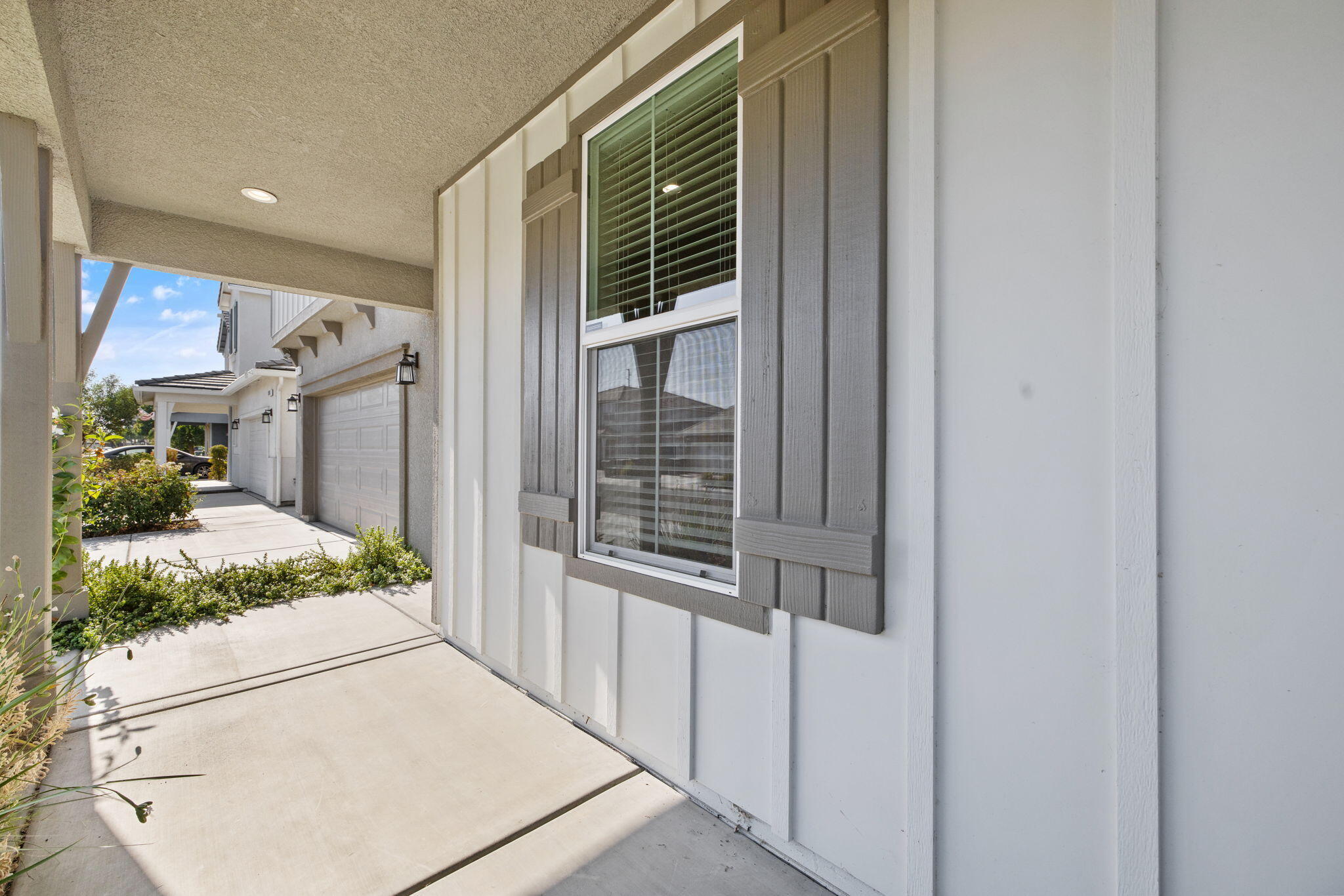 2802 Sand Hills Ave, Tulare, CA 93274