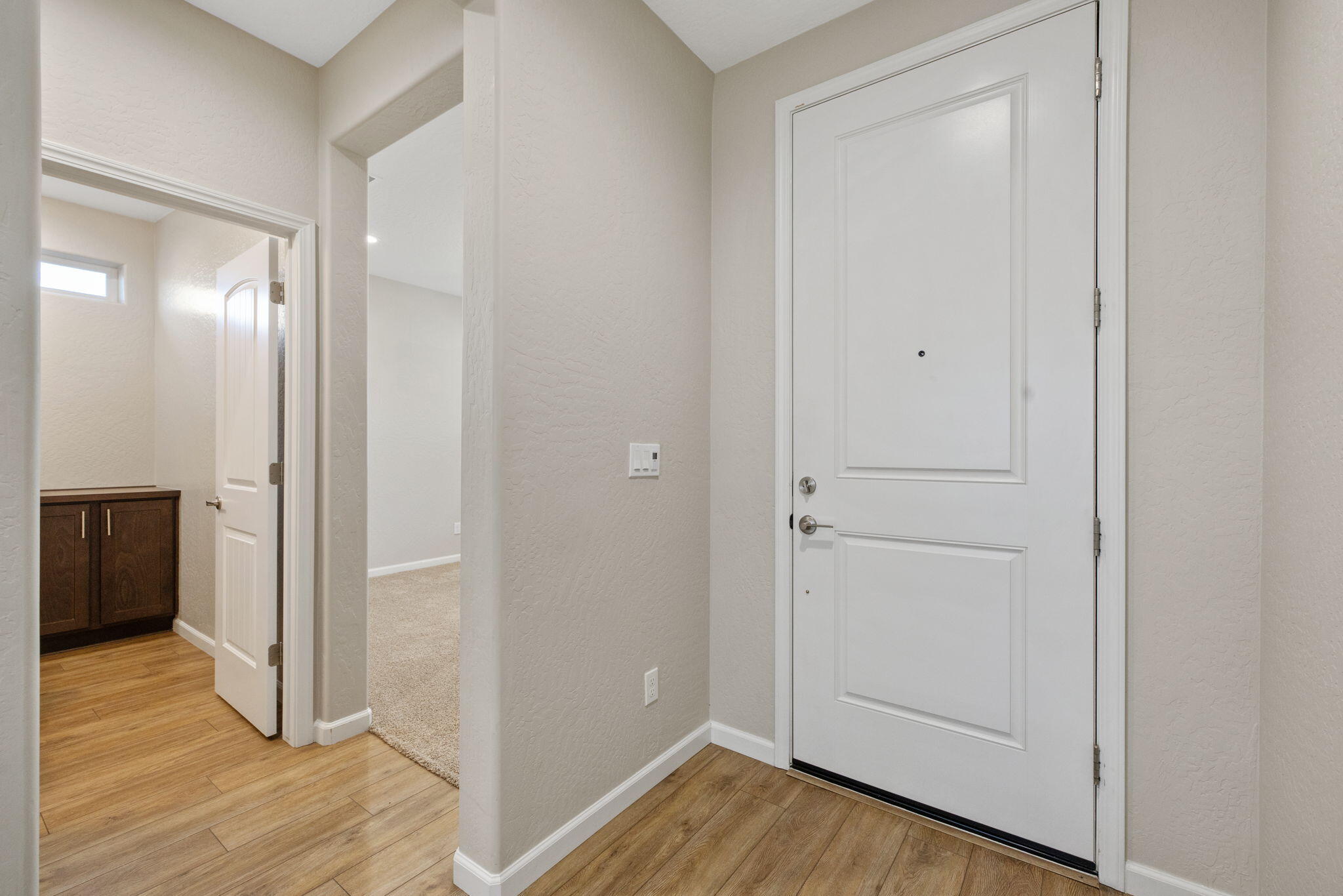 2802 Sand Hills Ave, Tulare, CA 93274