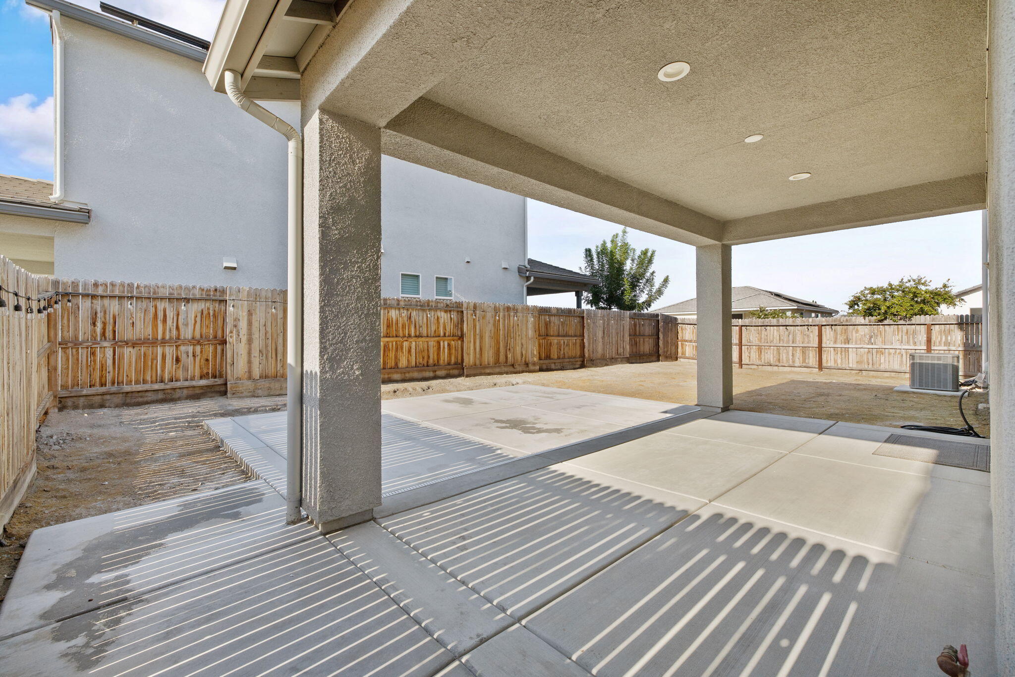 2802 Sand Hills Ave, Tulare, CA 93274