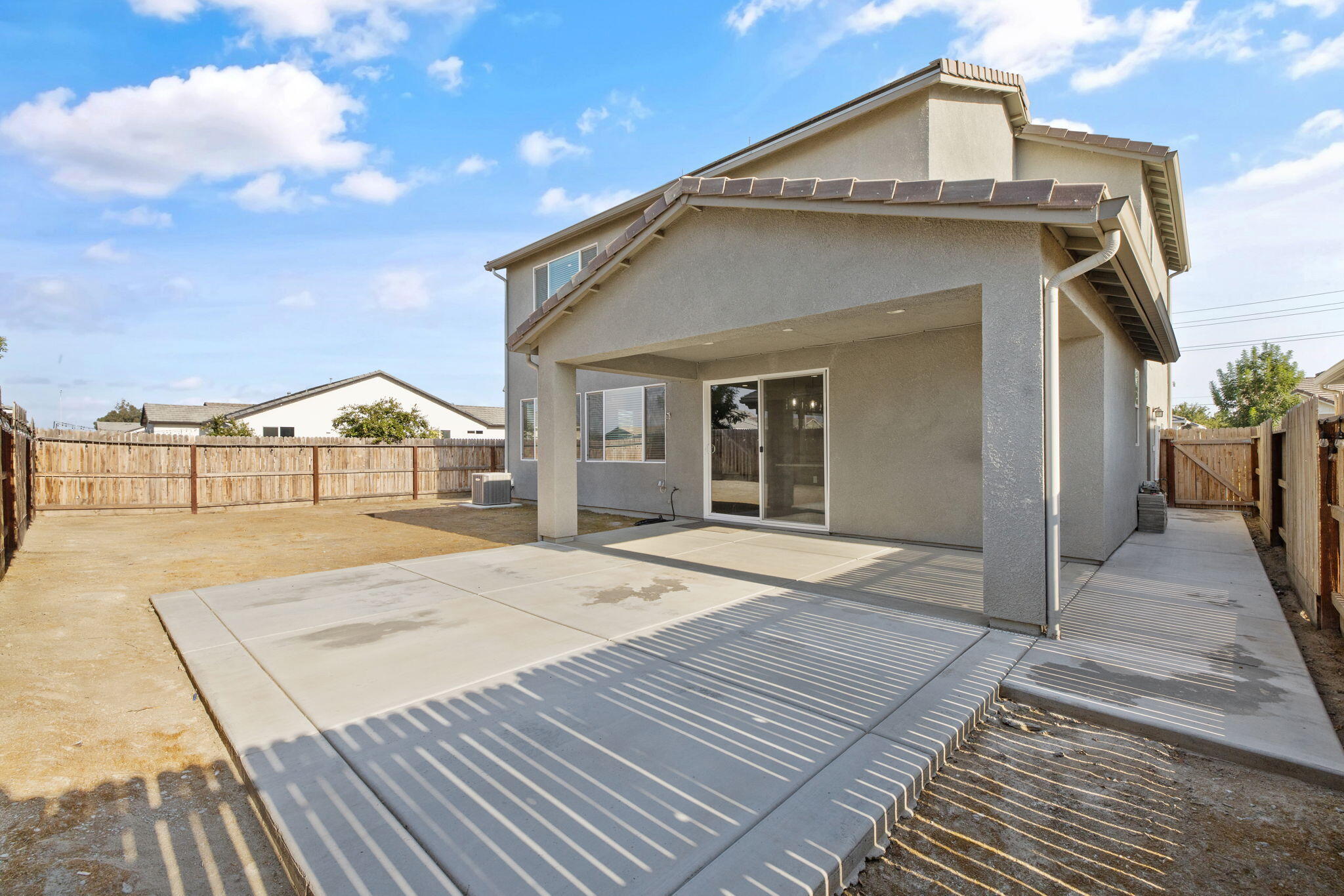 2802 Sand Hills Ave, Tulare, CA 93274
