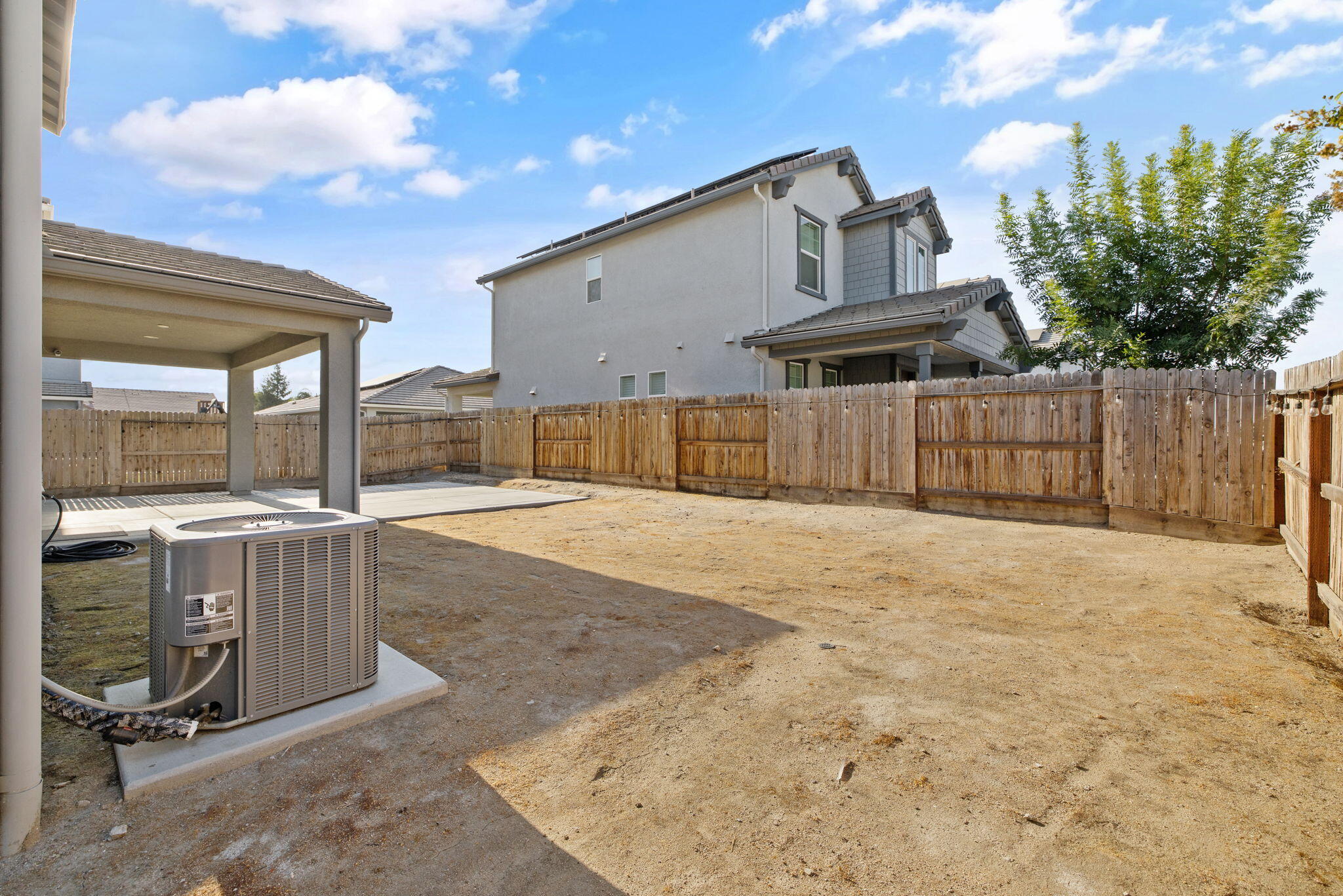 2802 Sand Hills Ave, Tulare, CA 93274