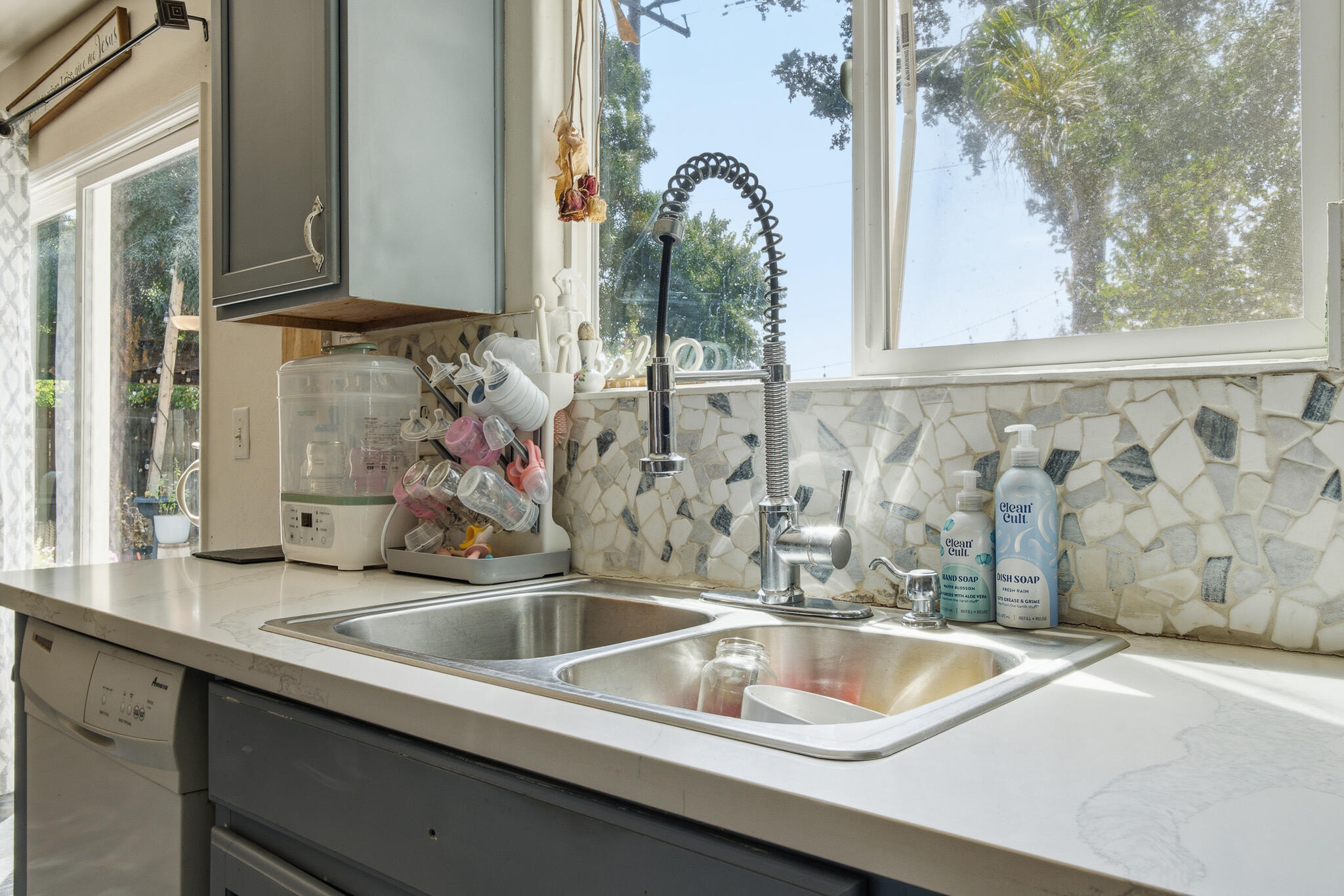 3031 W Payson Ave, Visalia, CA 93291