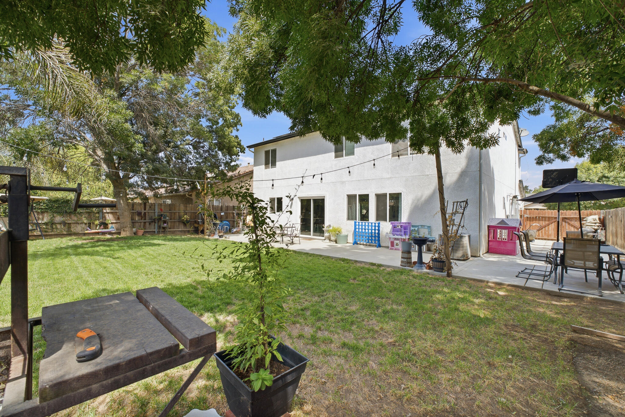 3031 W Payson Ave, Visalia, CA 93291