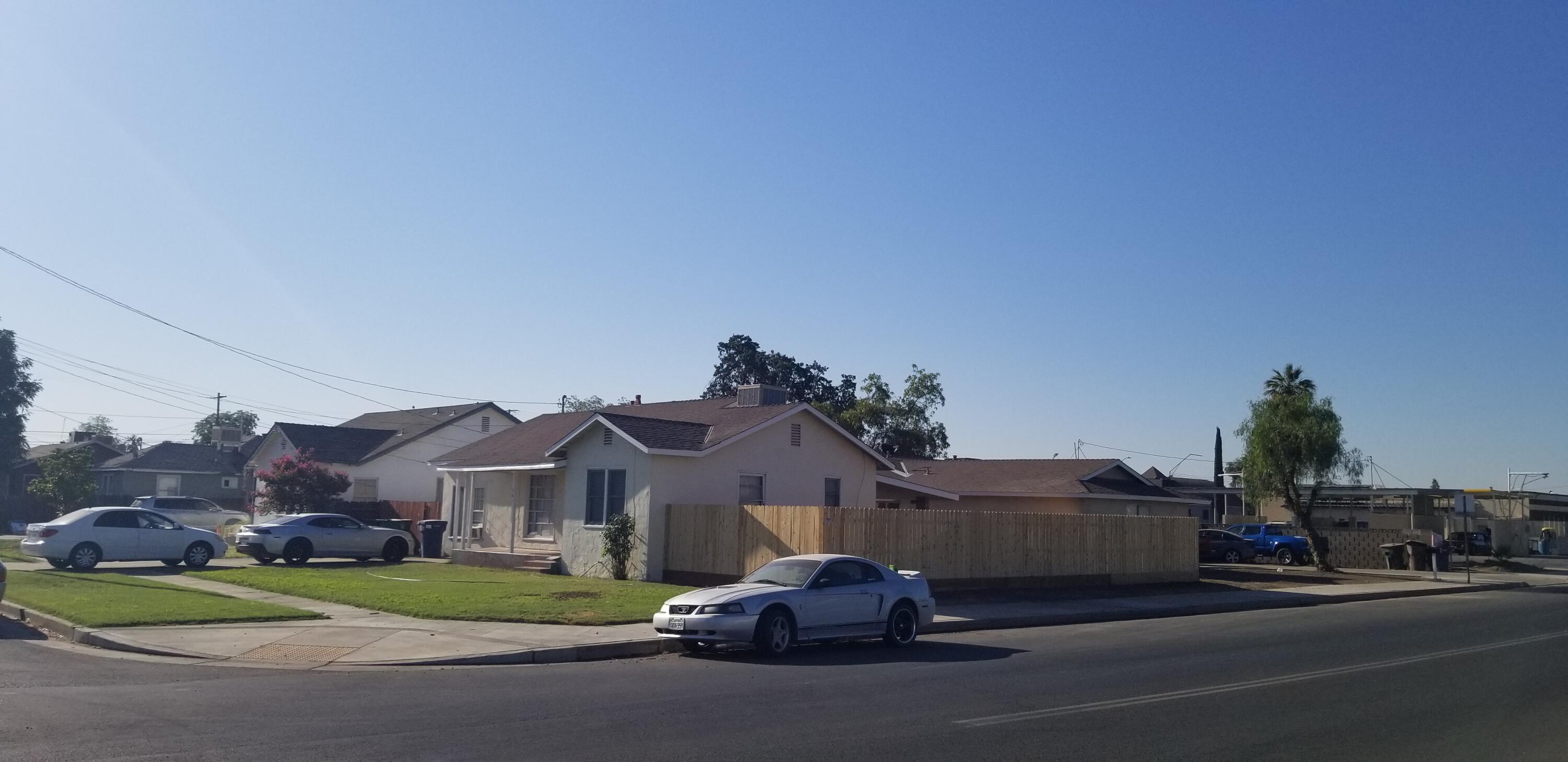 761 W Kern Ave, Tulare, CA 93274