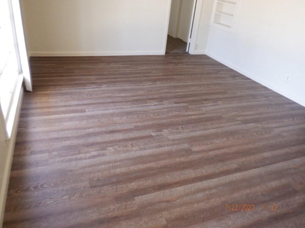 761 W Kern Ave, Tulare, CA 93274