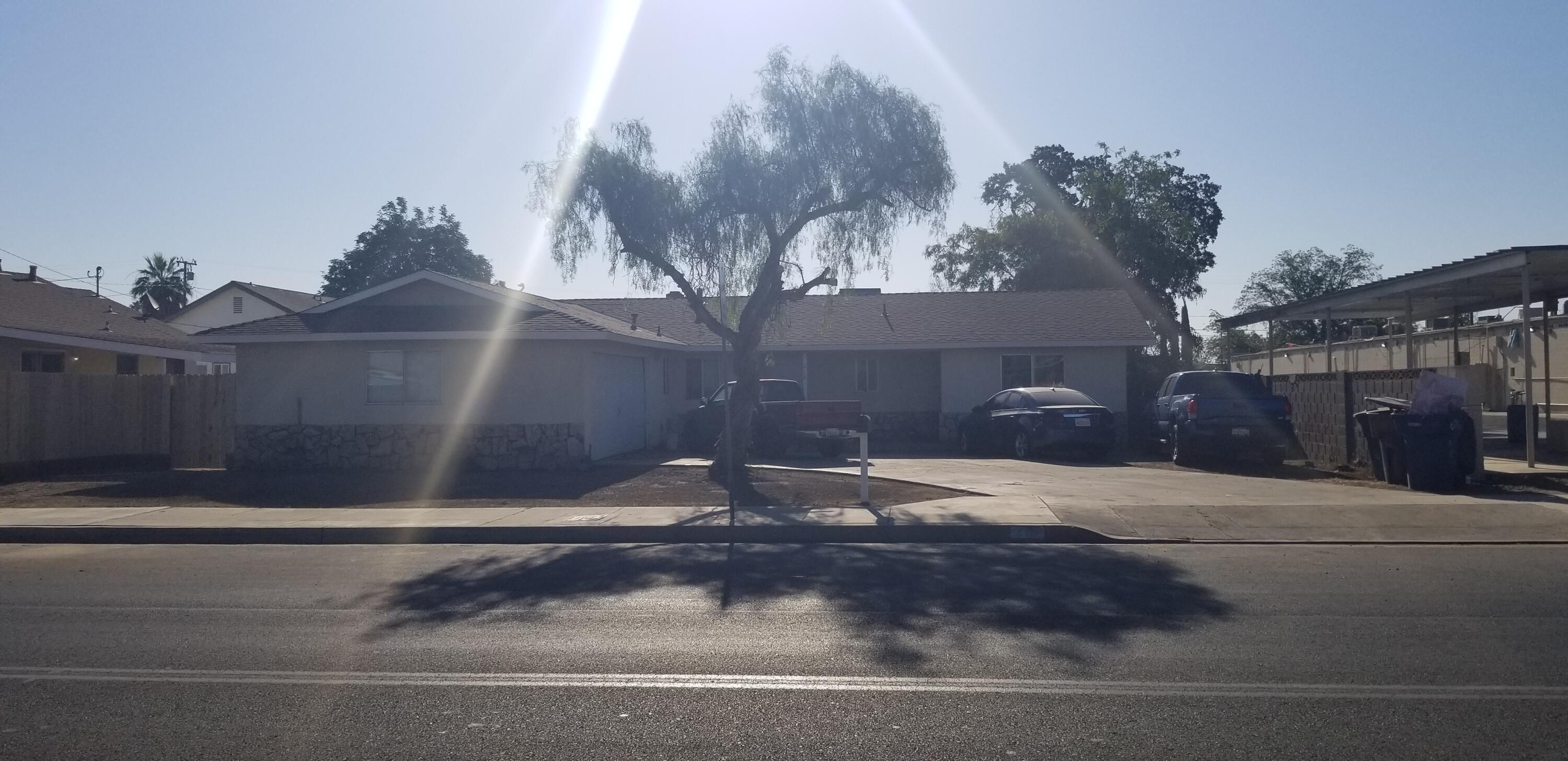 761 W Kern Ave, Tulare, CA 93274
