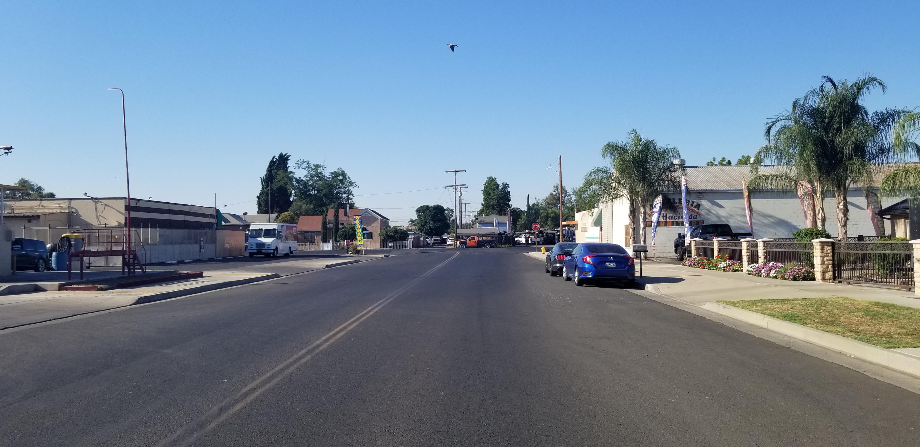 761 W Kern Ave, Tulare, CA 93274