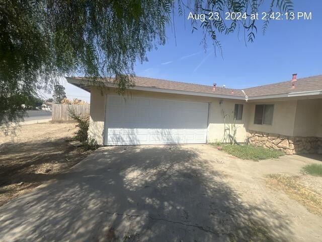 761 W Kern Ave, Tulare, CA 93274