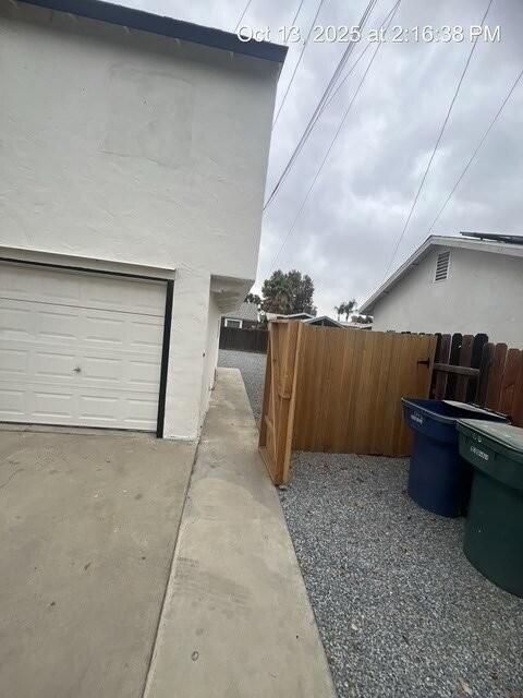 134 N Madden St, Tulare, CA 93274