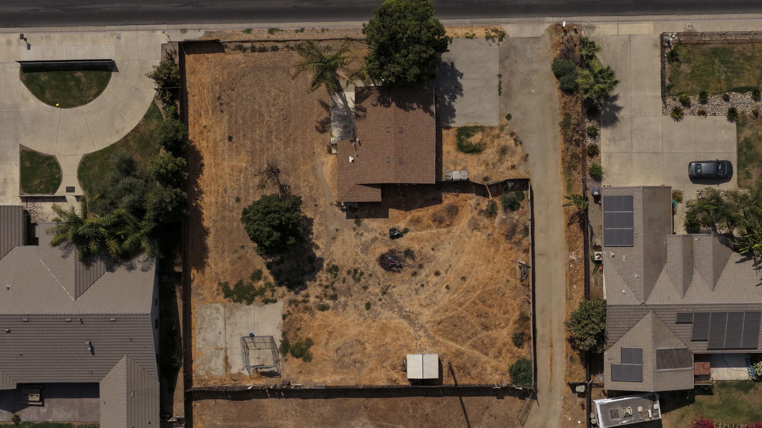 272 S Mooney Blvd, Tulare, CA 93274