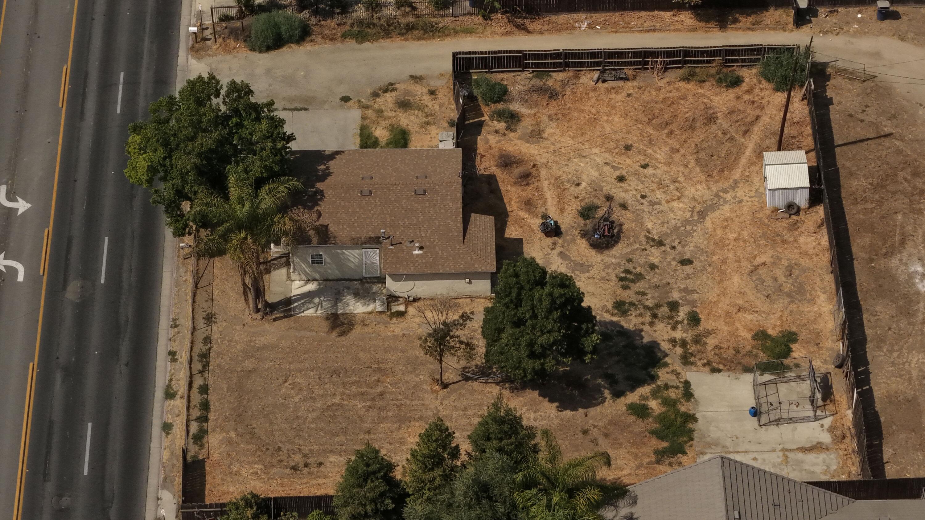 272 S Mooney Blvd, Tulare, CA 93274