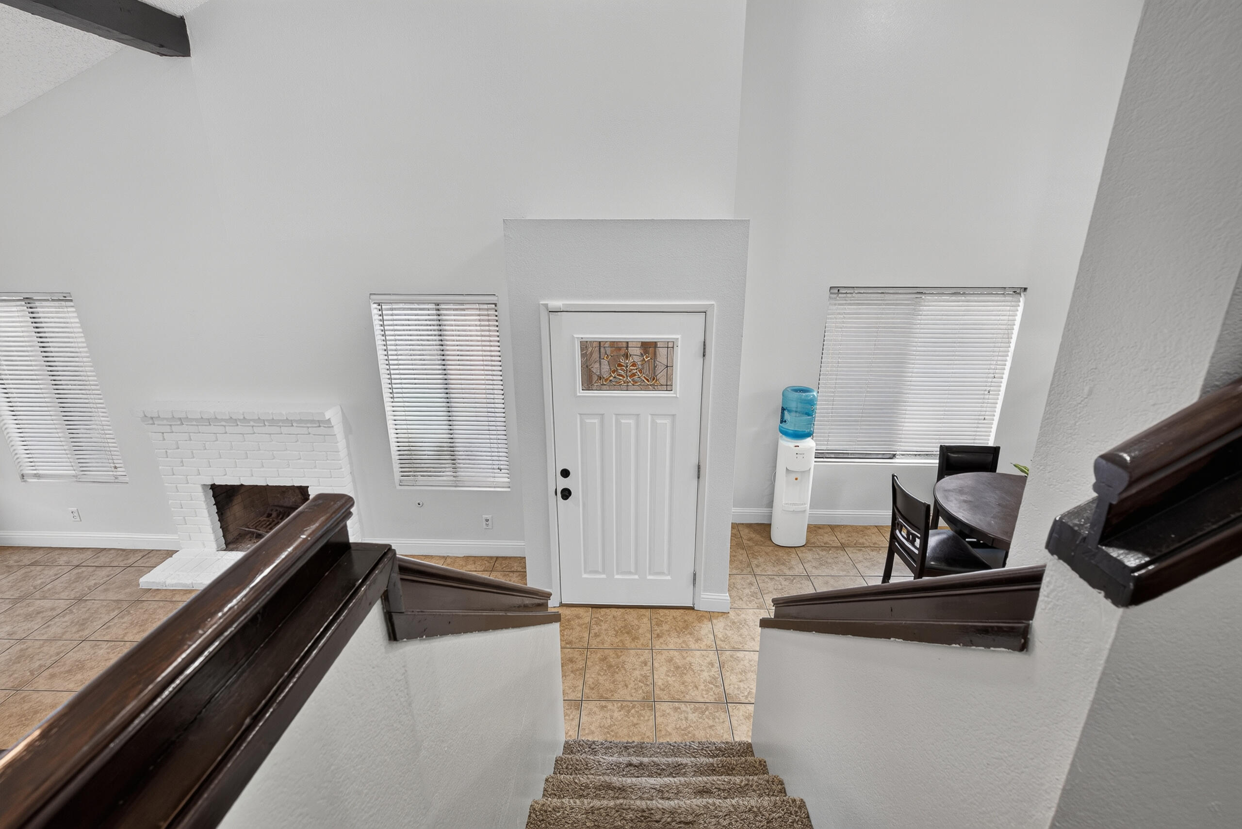 1201 E Ferguson Ave, Visalia, CA 93292