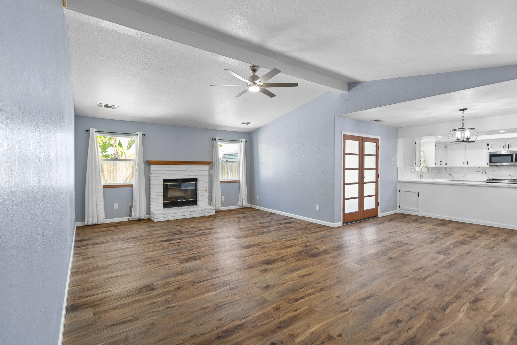 1646 Bel Aire Ave, Porterville, CA 93257