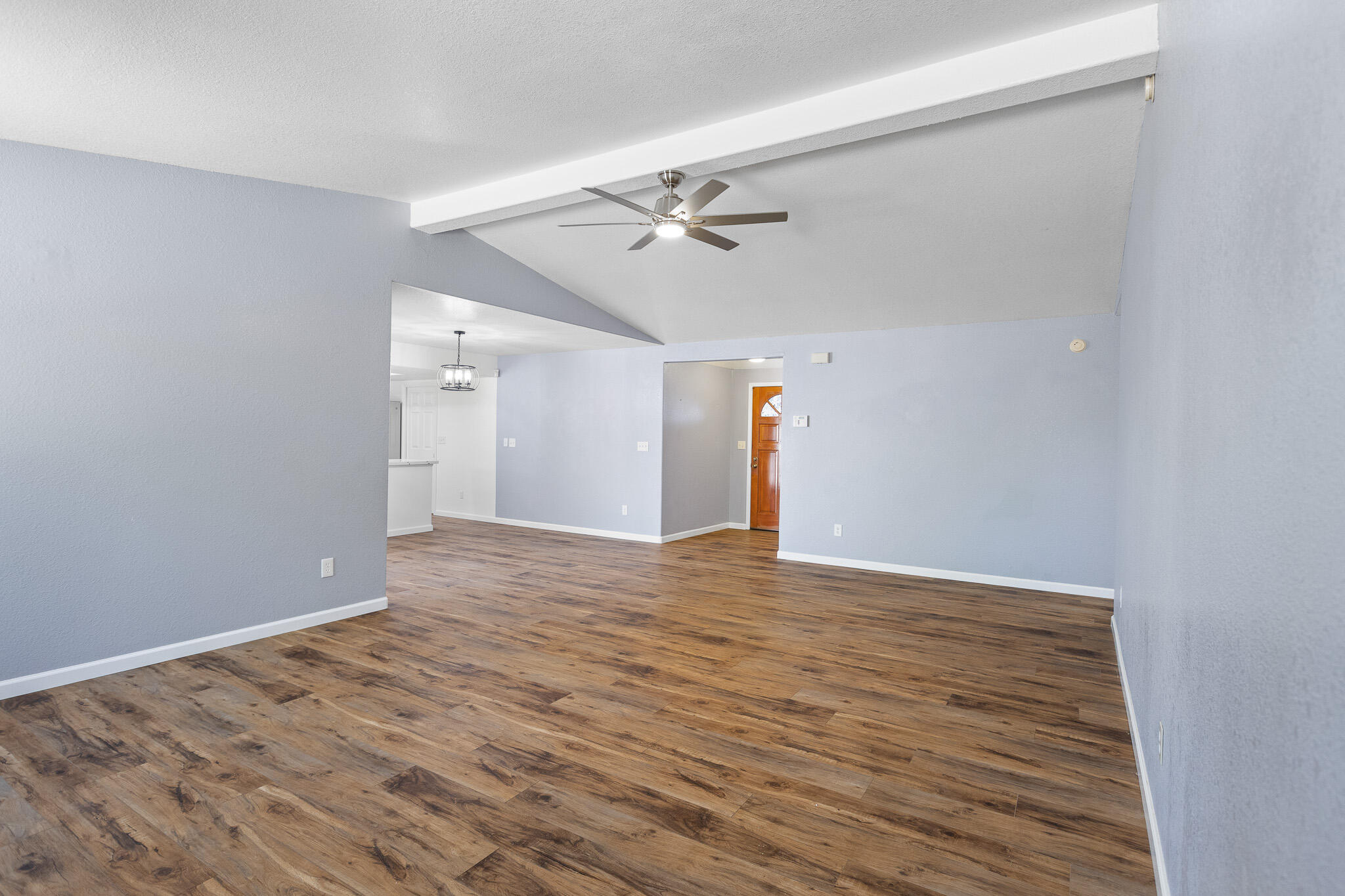 1646 Bel Aire Ave, Porterville, CA 93257