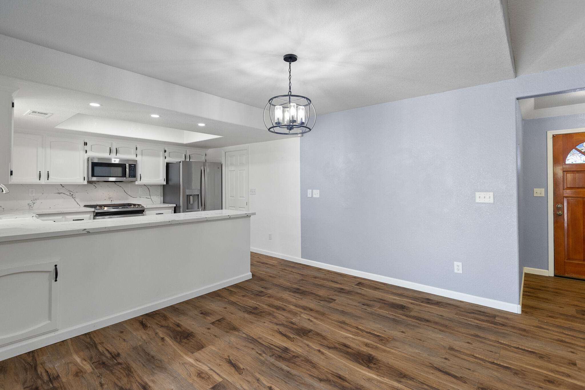 1646 Bel Aire Ave, Porterville, CA 93257