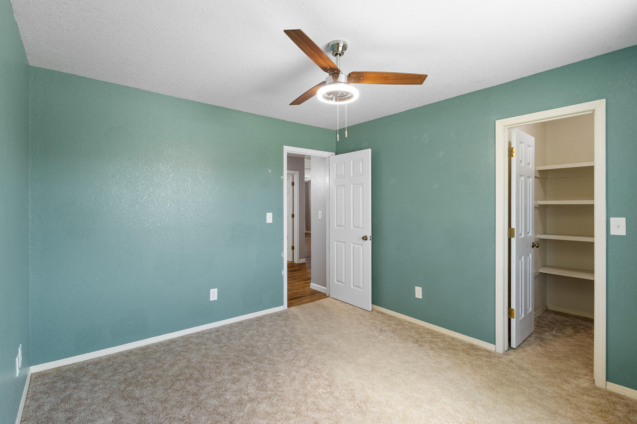 1646 Bel Aire Ave, Porterville, CA 93257