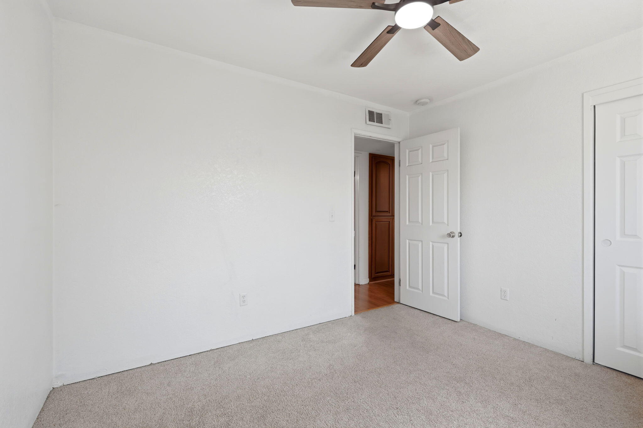 10856 Malta St, Hanford, CA 93230