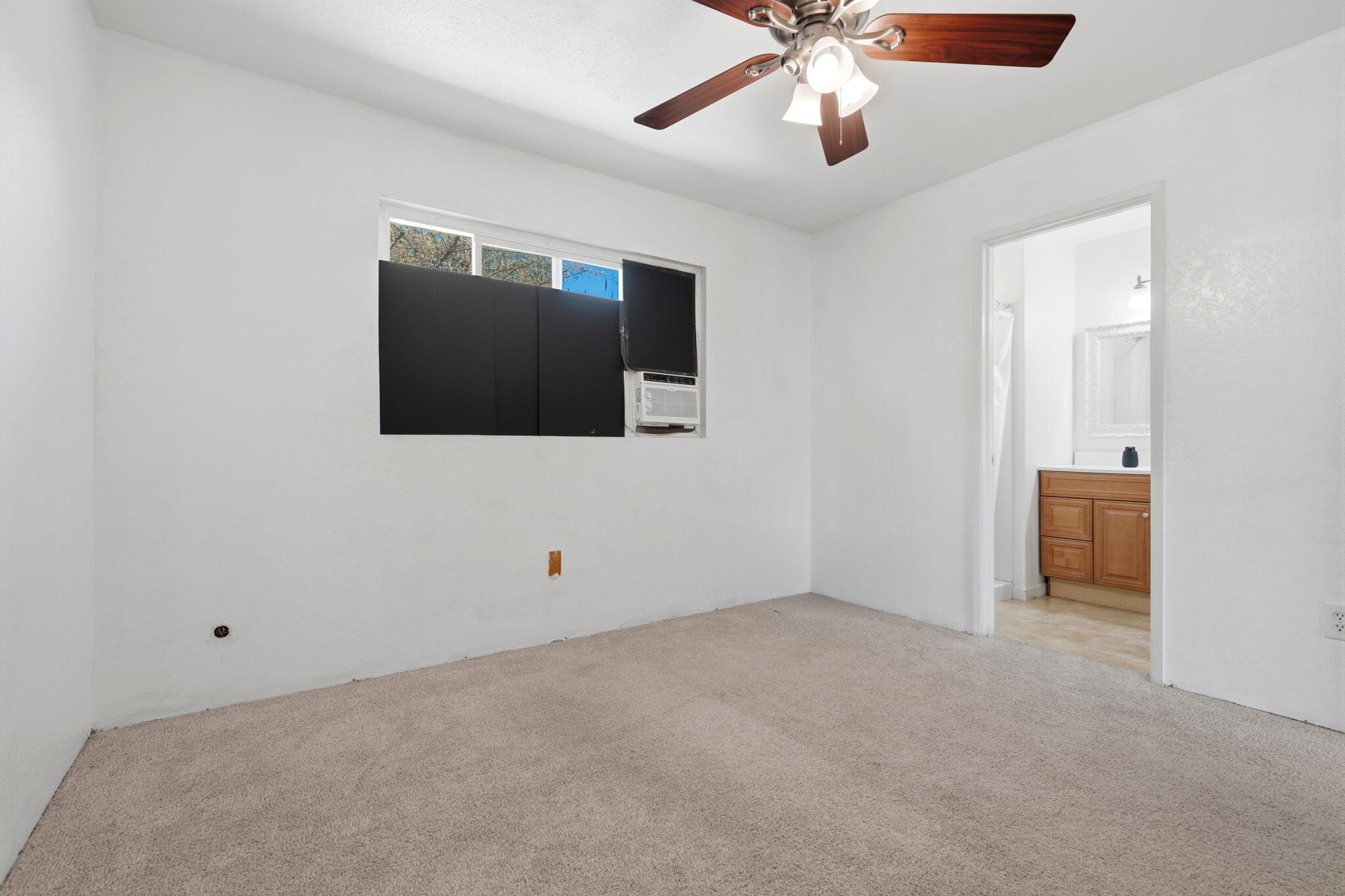 10856 Malta St, Hanford, CA 93230