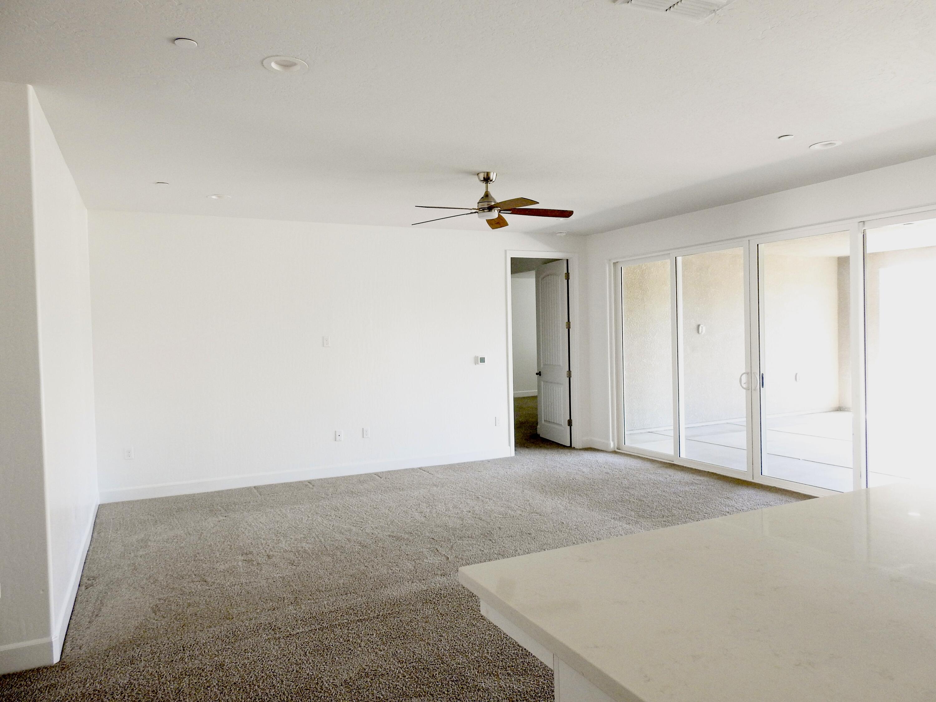 2901 Sand Hls Ave, Tulare, CA 93274