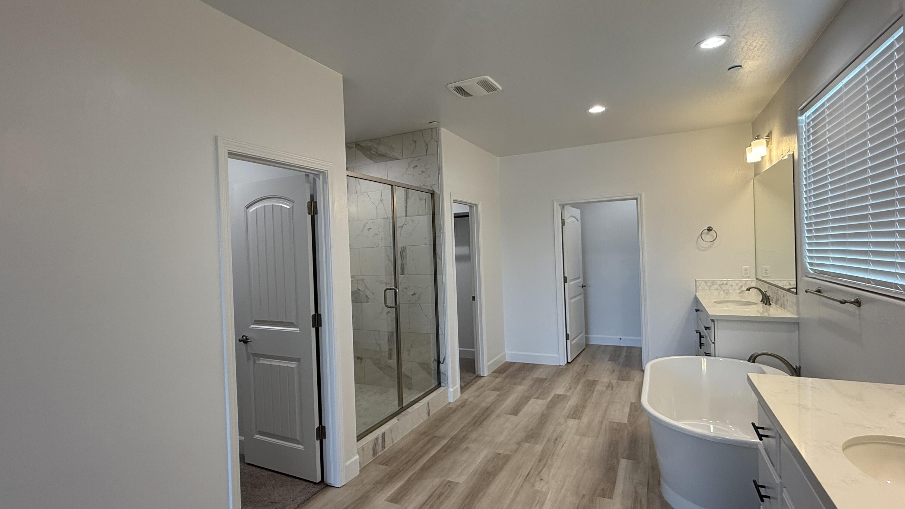2901 Sand Hls Ave, Tulare, CA 93274