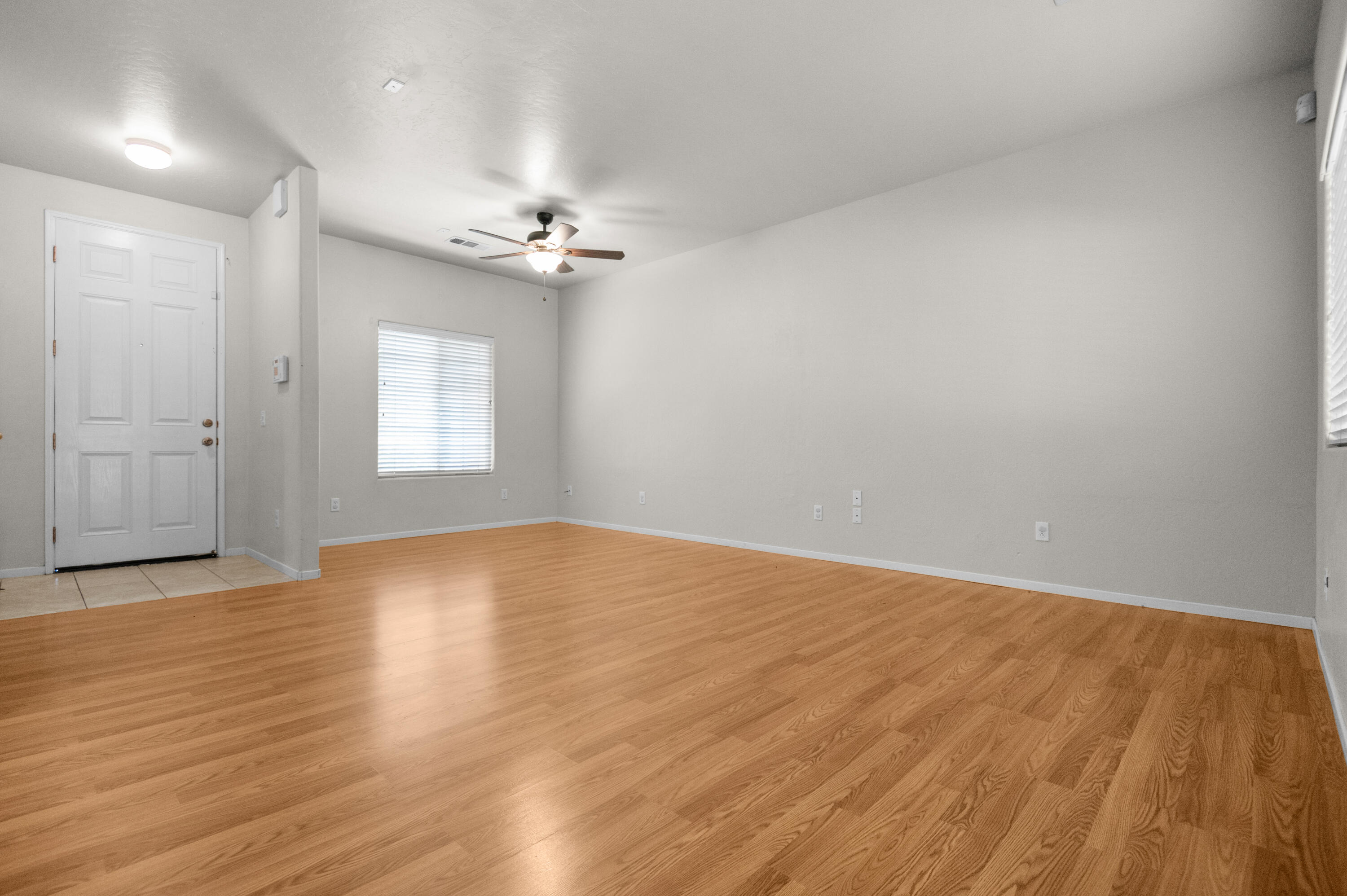 1486 Firestone Dr, Tulare, CA 93274