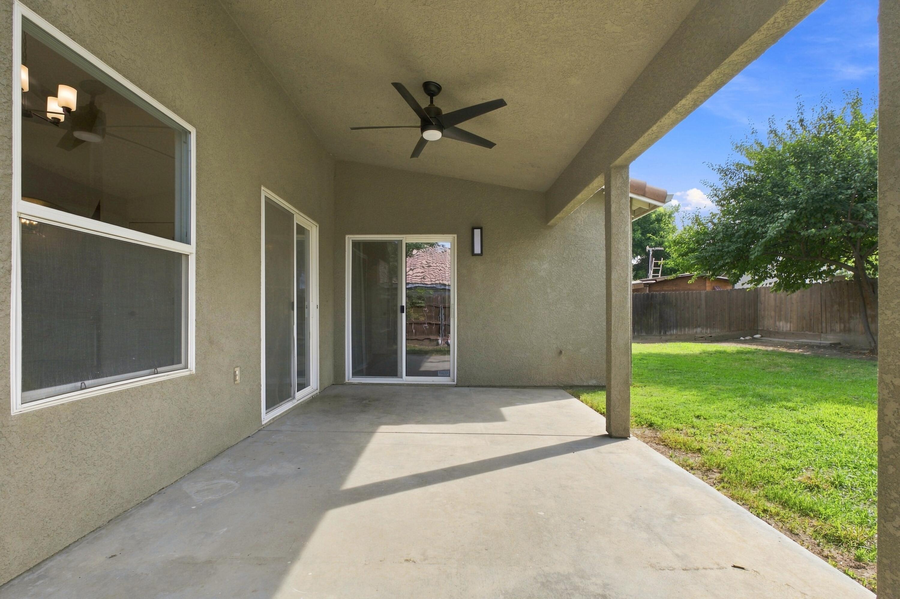 1975 Bass Lake Ave, Tulare, CA 93274