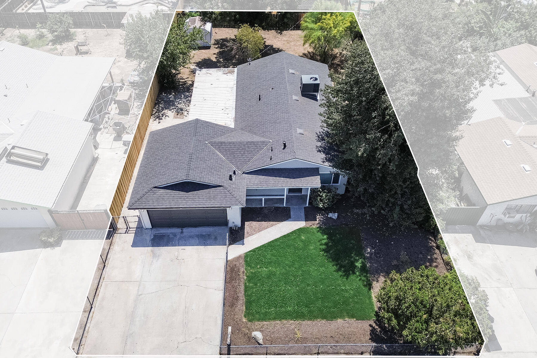 1521 W Juliet Ave, Tulare, CA 93274
