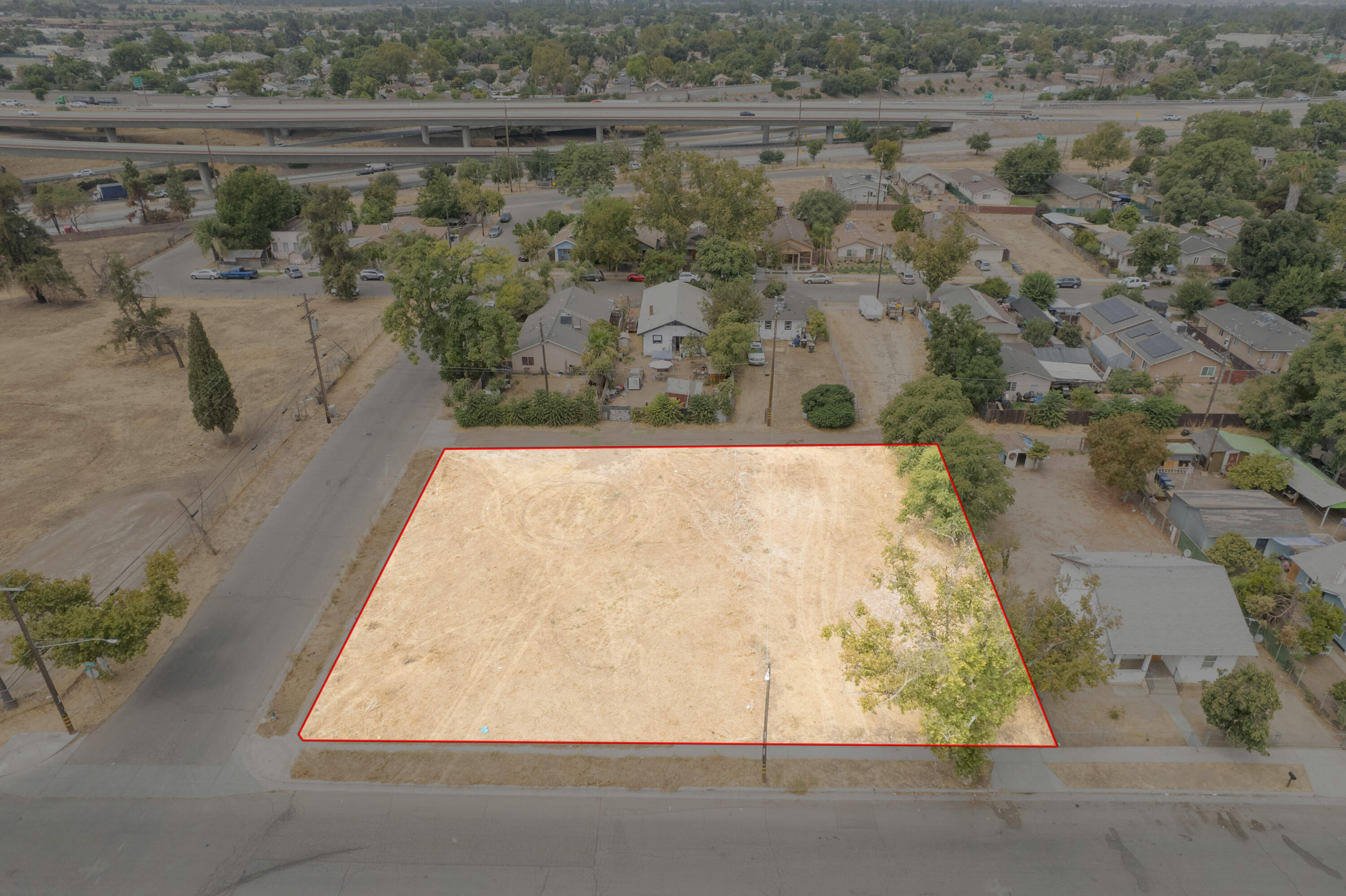 2274 S Cherry Ave, Fresno, CA 93706