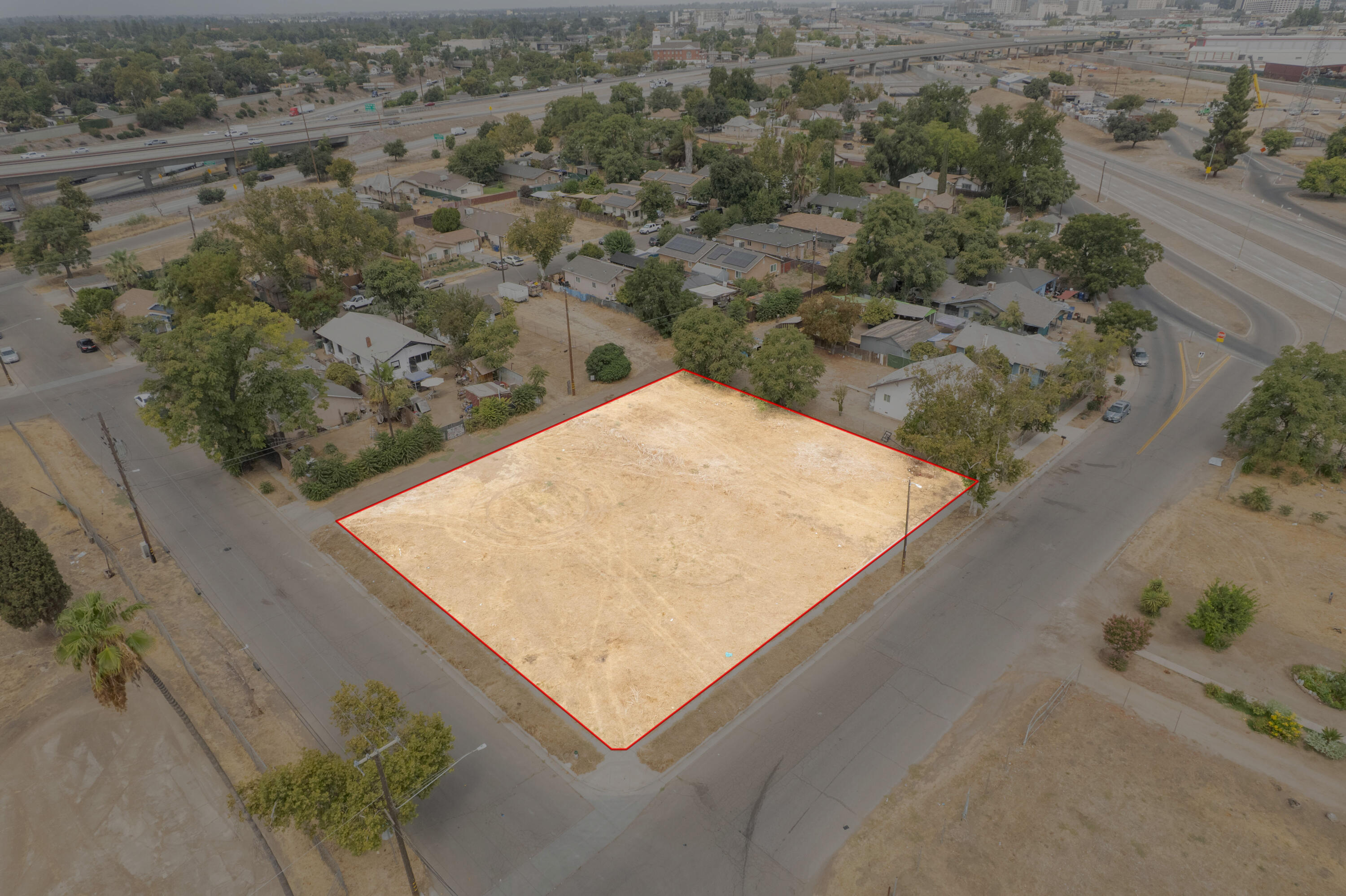 2274 S Cherry Ave, Fresno, CA 93706