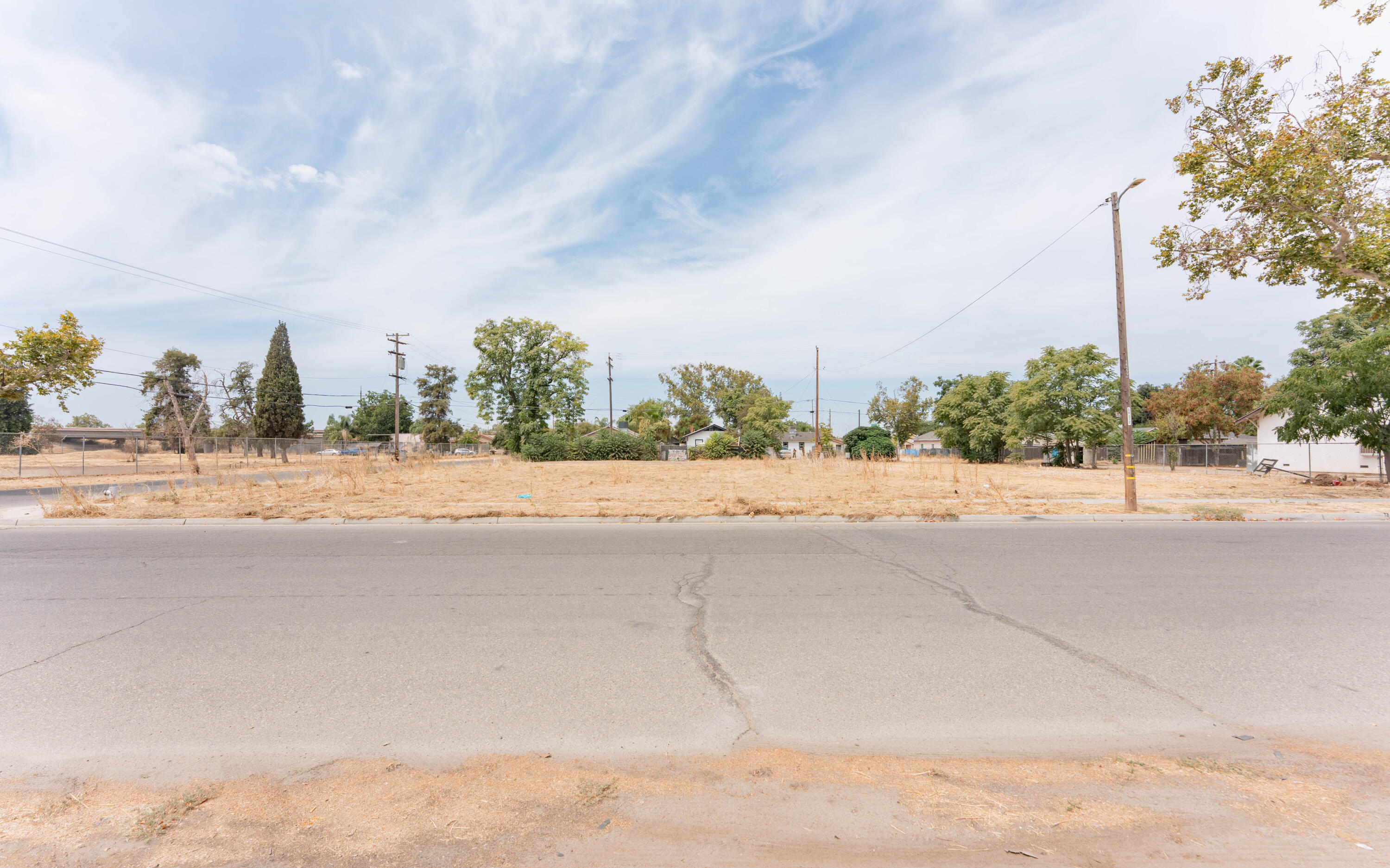 2274 S Cherry Ave, Fresno, CA 93706