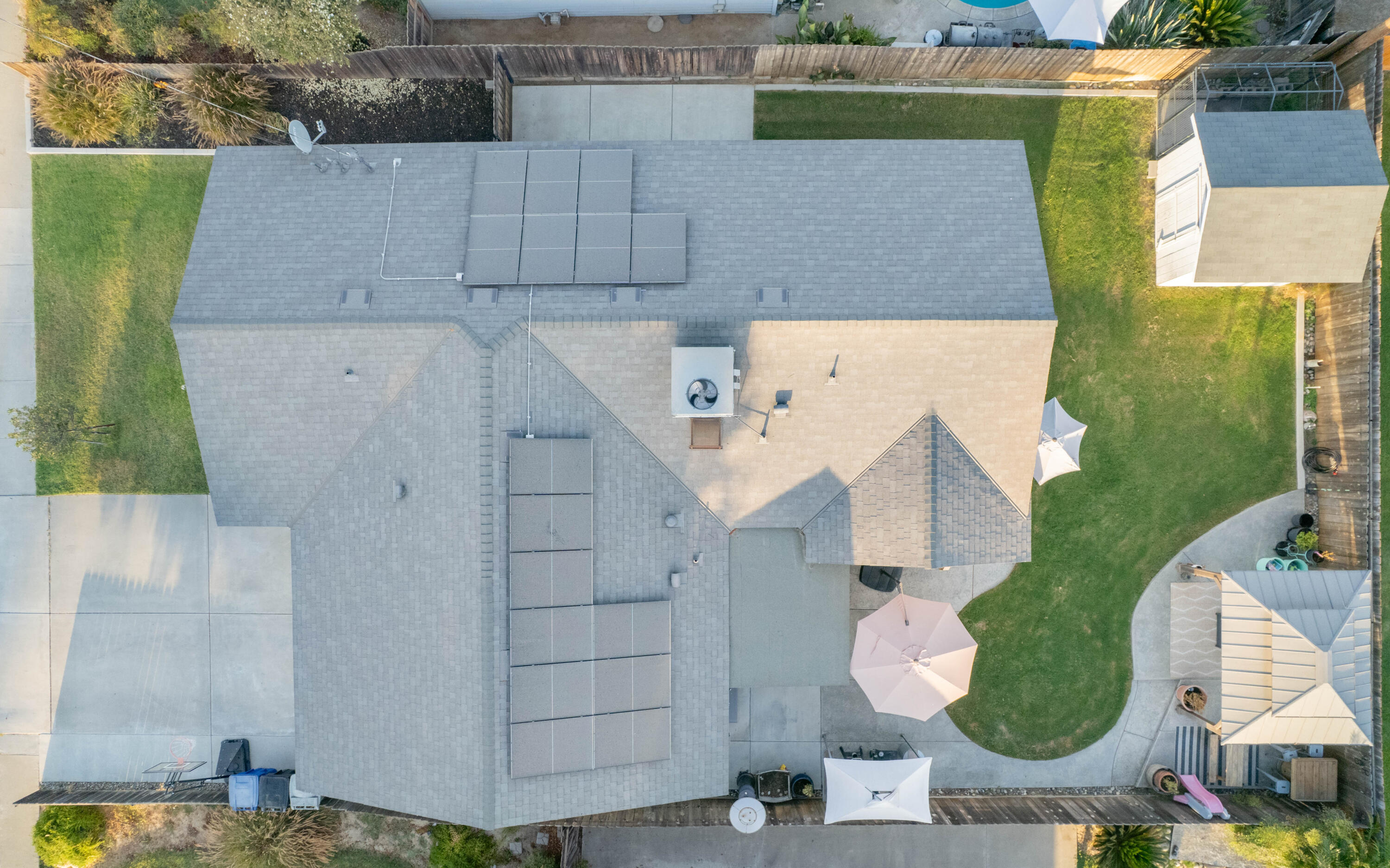 285 E Cortner St, Hanford, CA 93230
