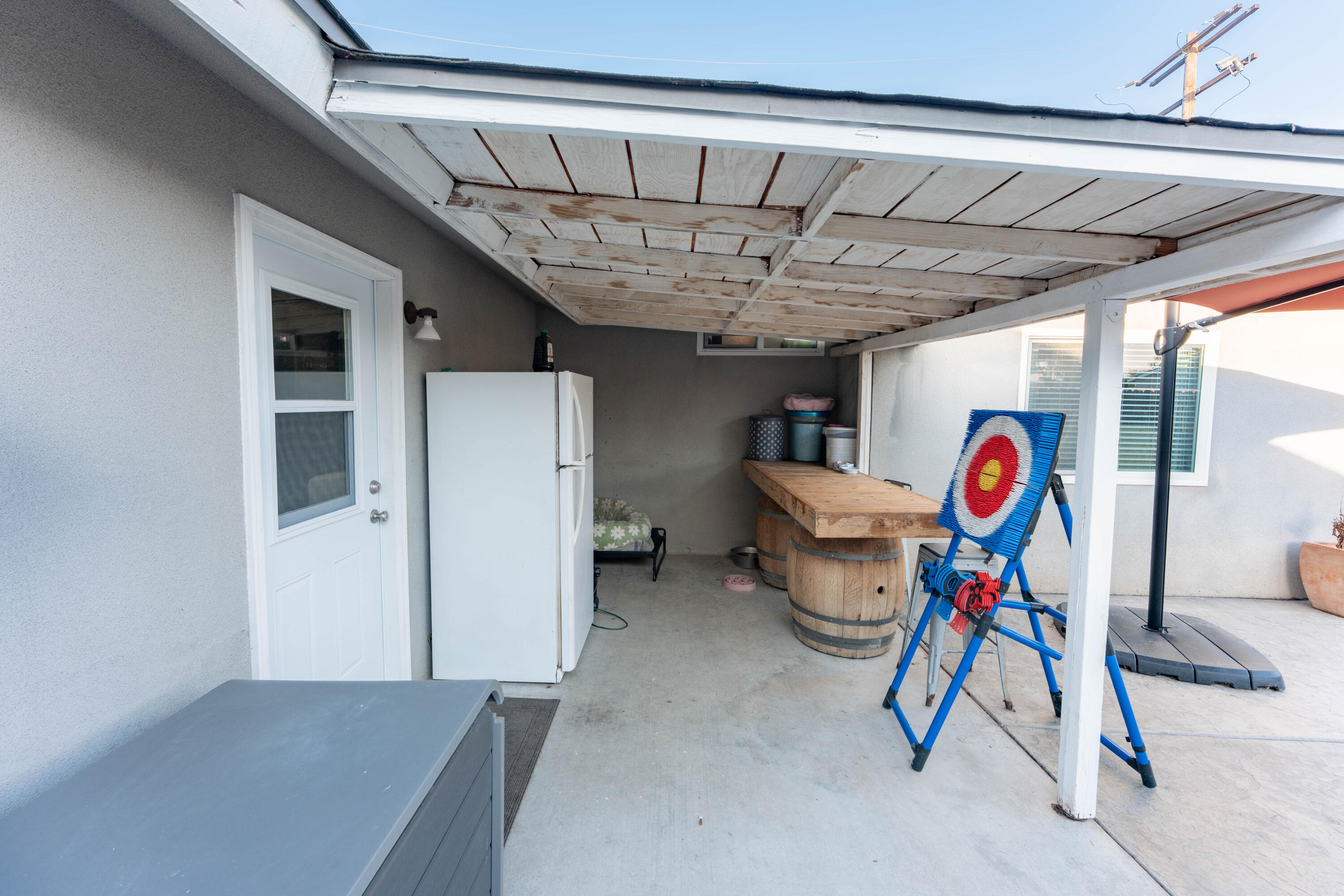 285 E Cortner St, Hanford, CA 93230