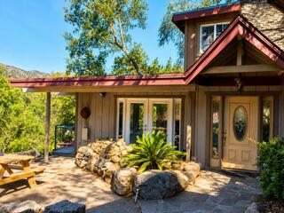 42975 Sierra Dr, Three Rivers, CA 93271