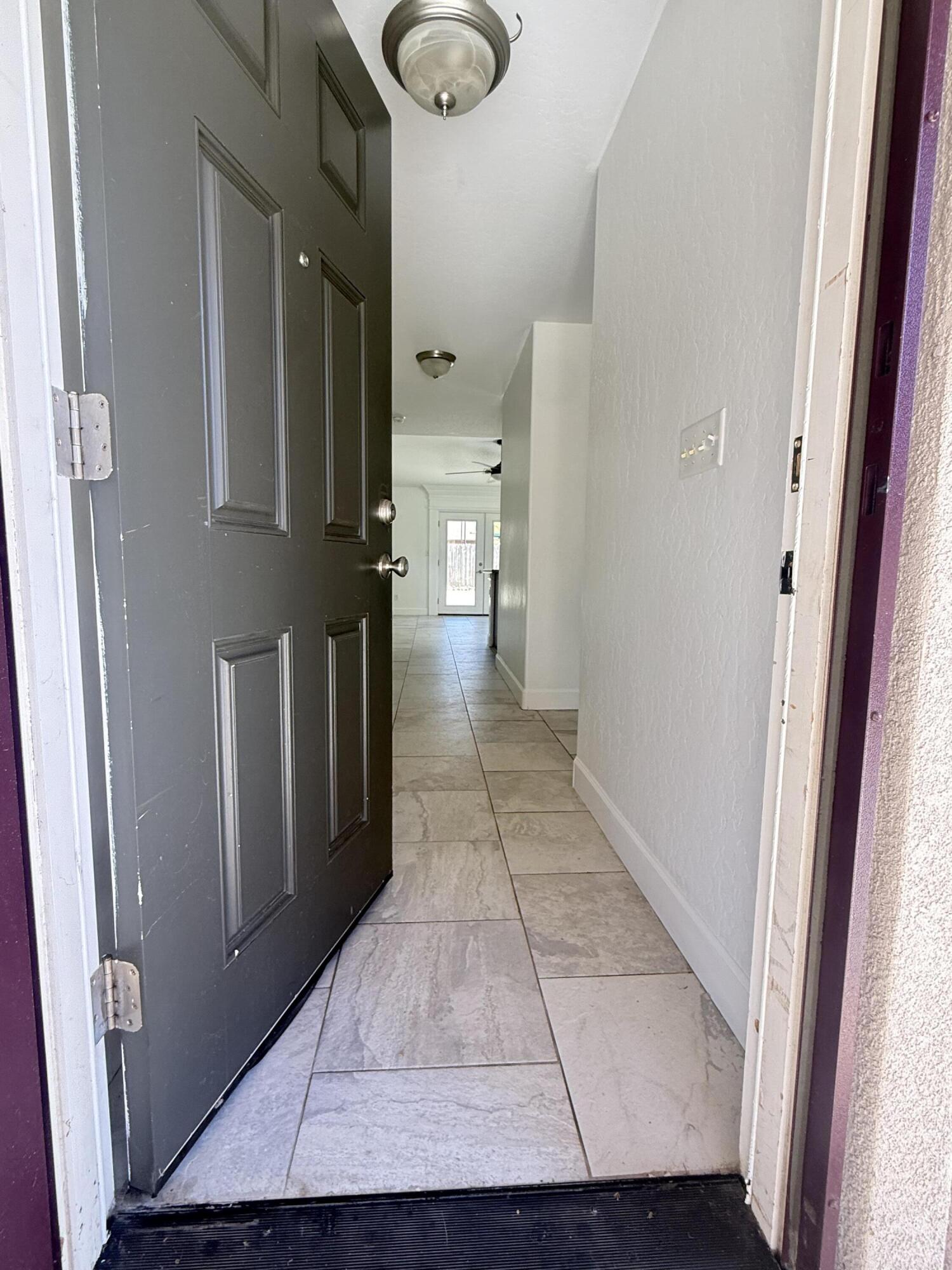 2633 W W Prescott Ave, Visalia, CA 93291