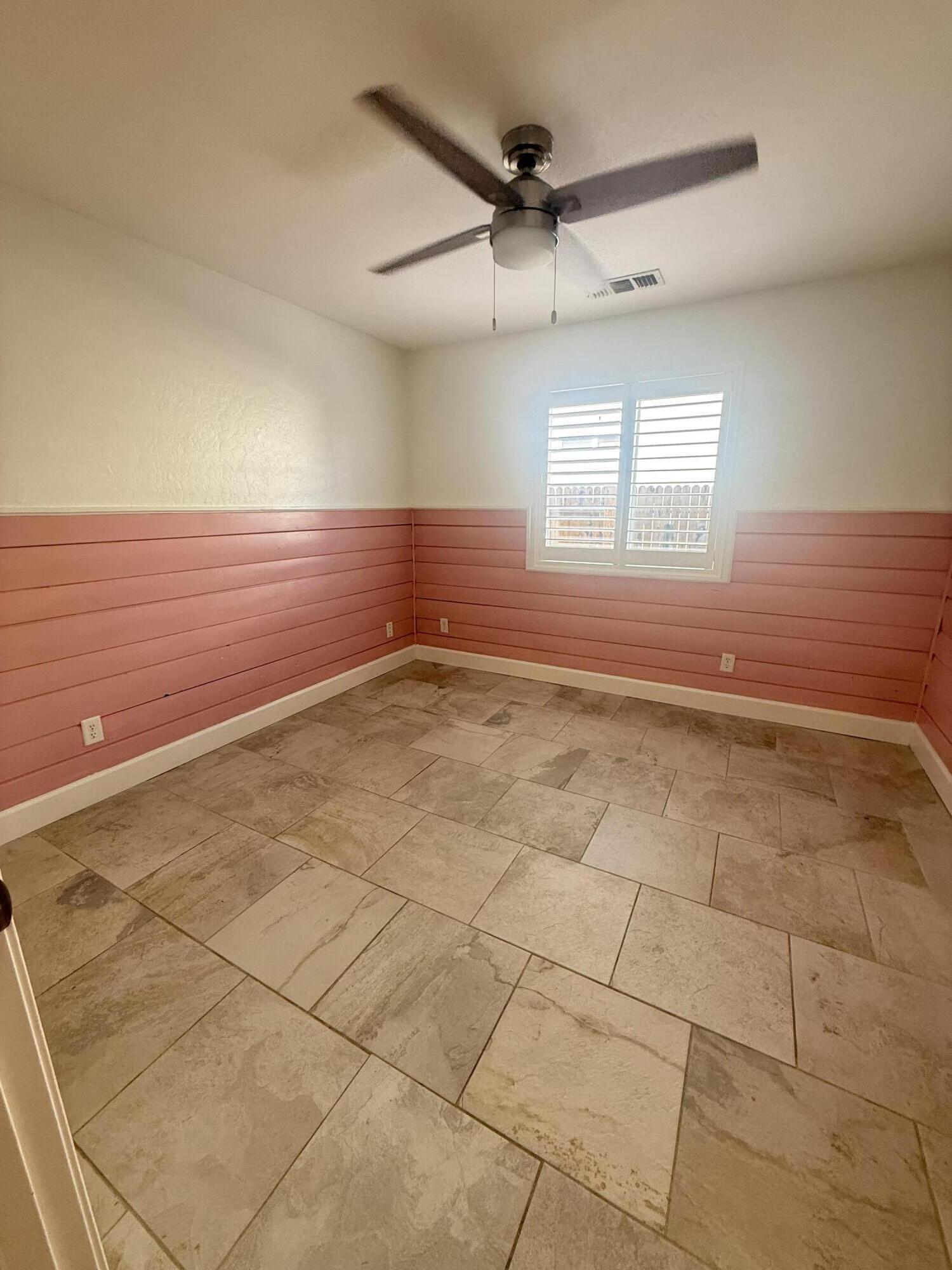 2633 W W Prescott Ave, Visalia, CA 93291