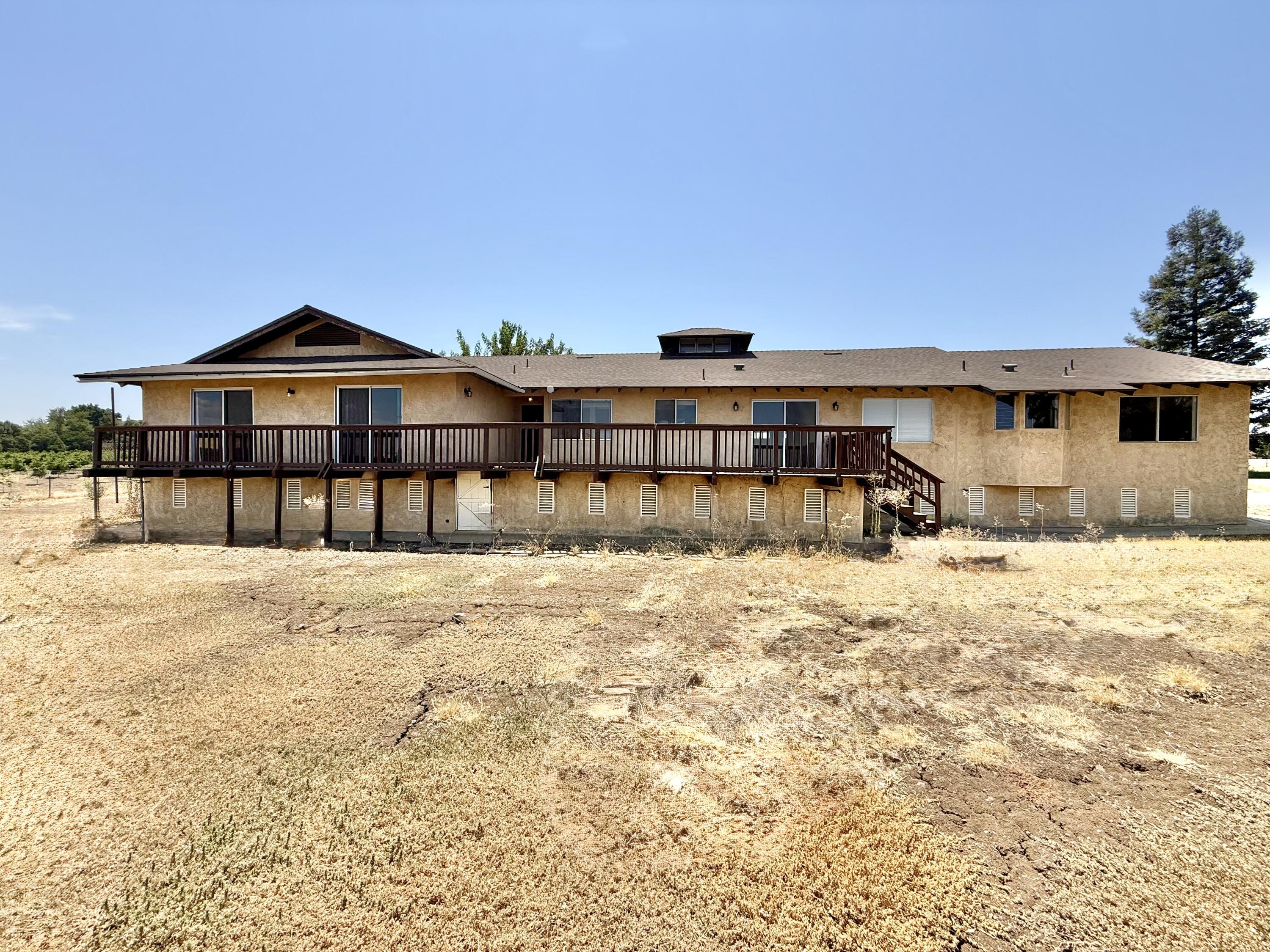8988 Rd 272, Terra Bella, CA 93270