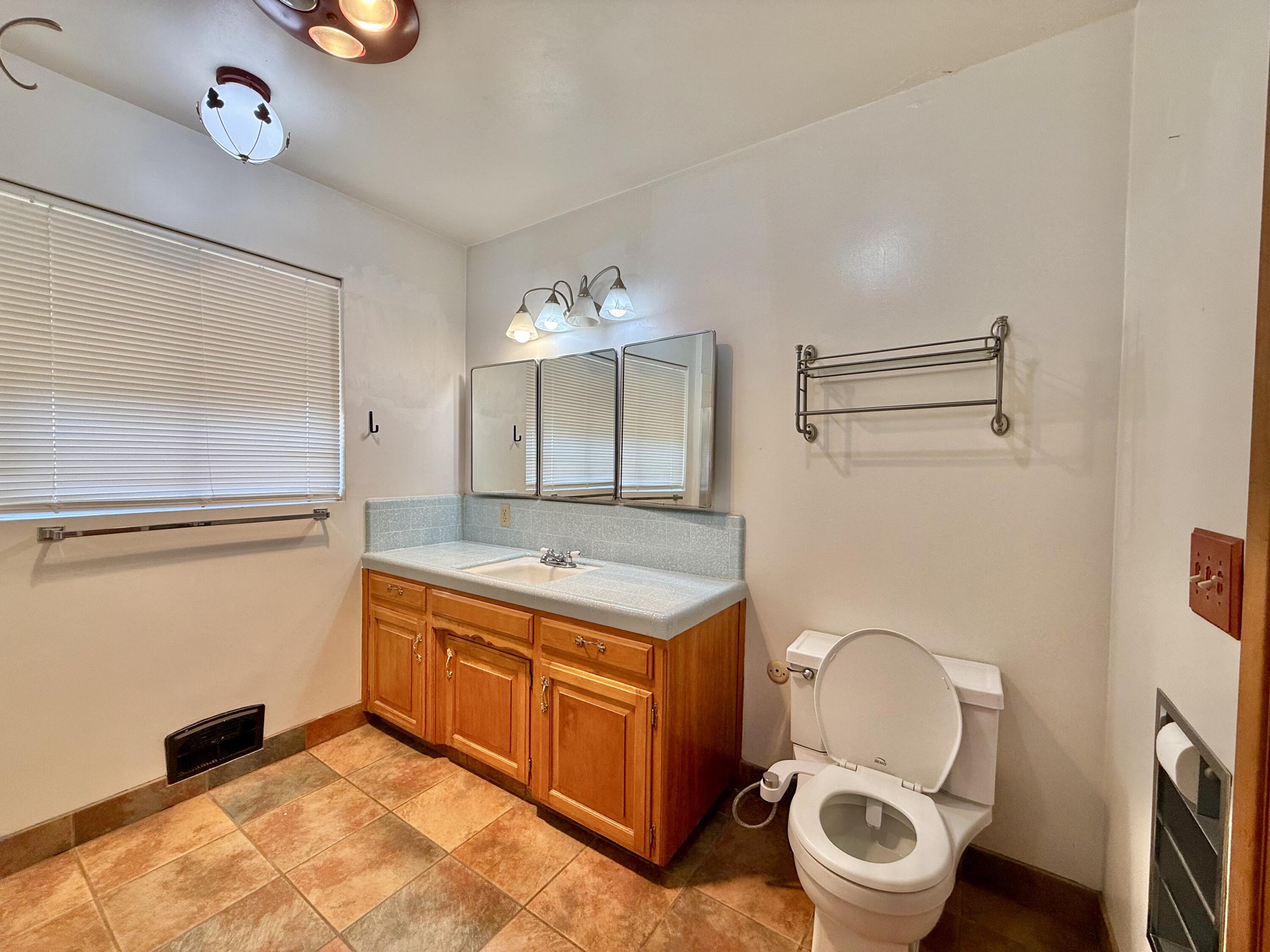8988 Rd 272, Terra Bella, CA 93270