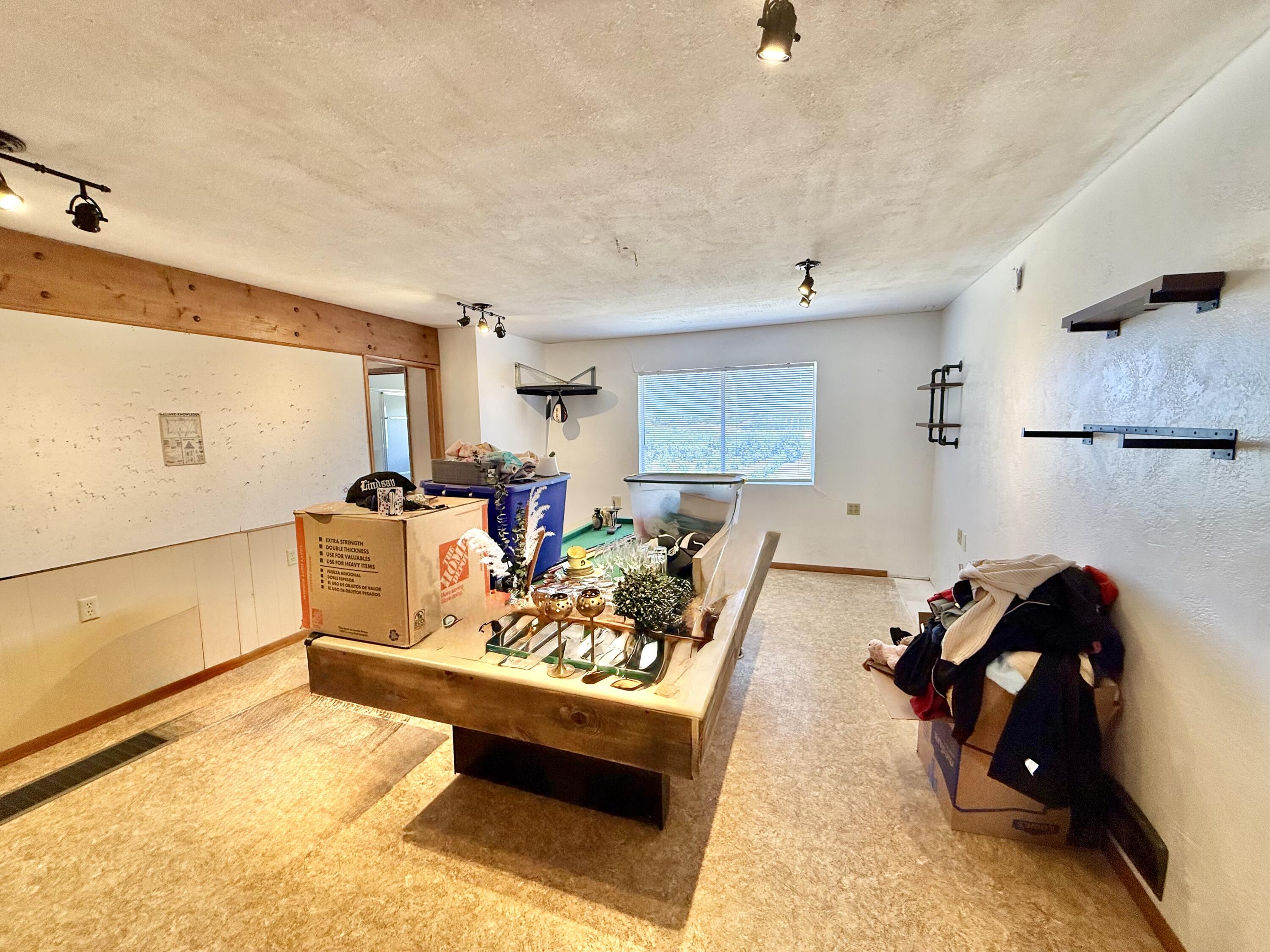8988 Rd 272, Terra Bella, CA 93270