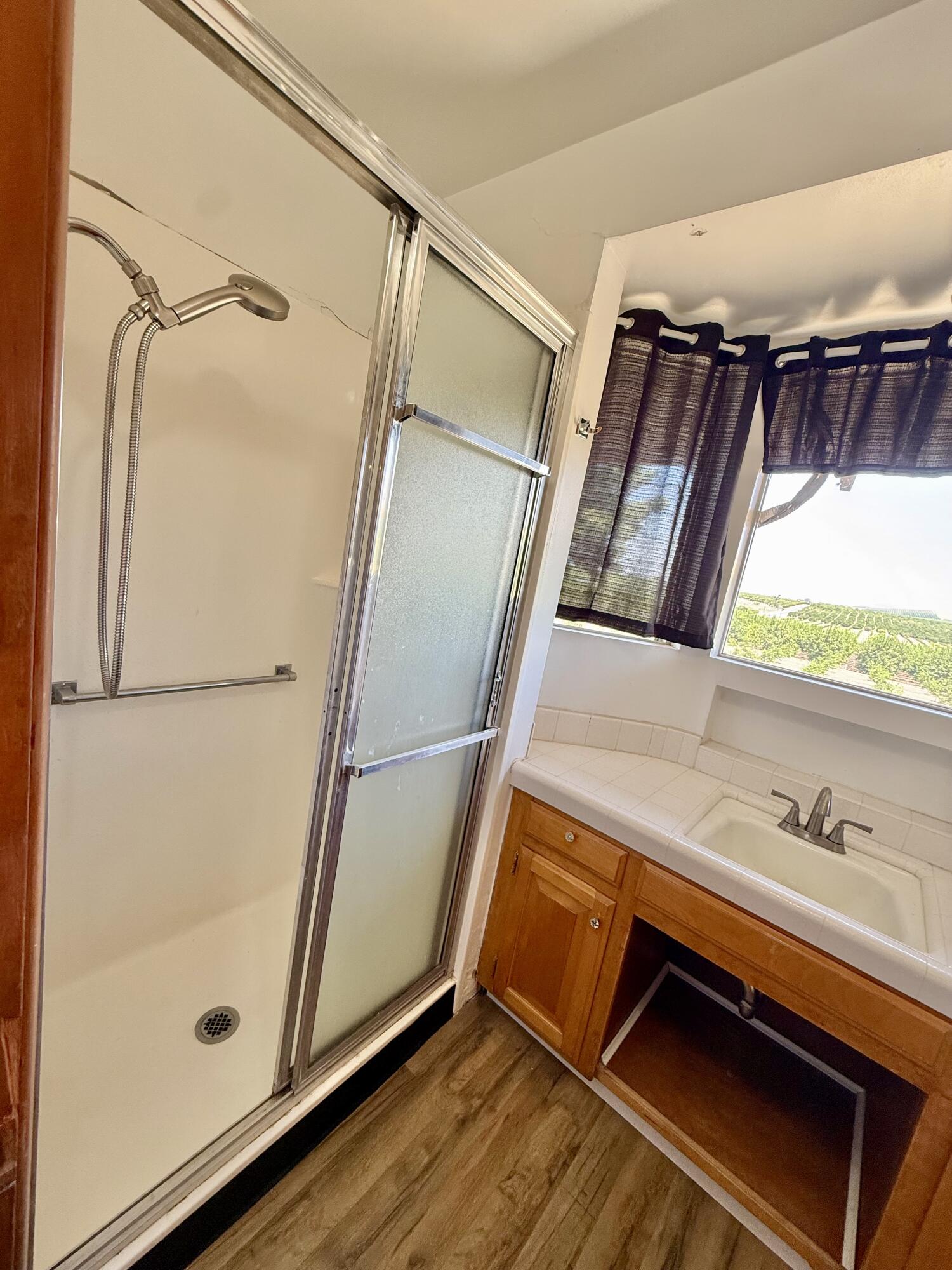 8988 Rd 272, Terra Bella, CA 93270